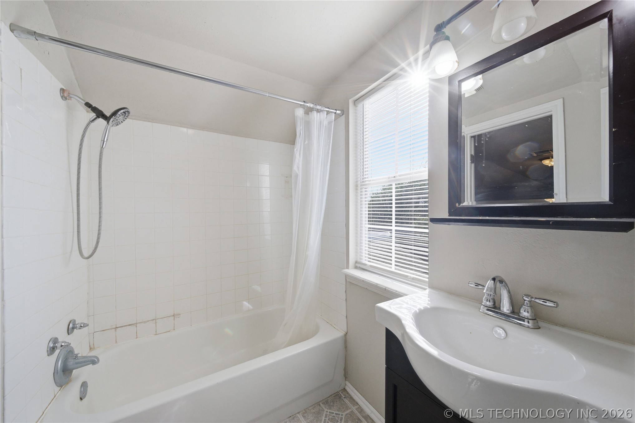 3239 E 4th Street Tulsa OK 74104