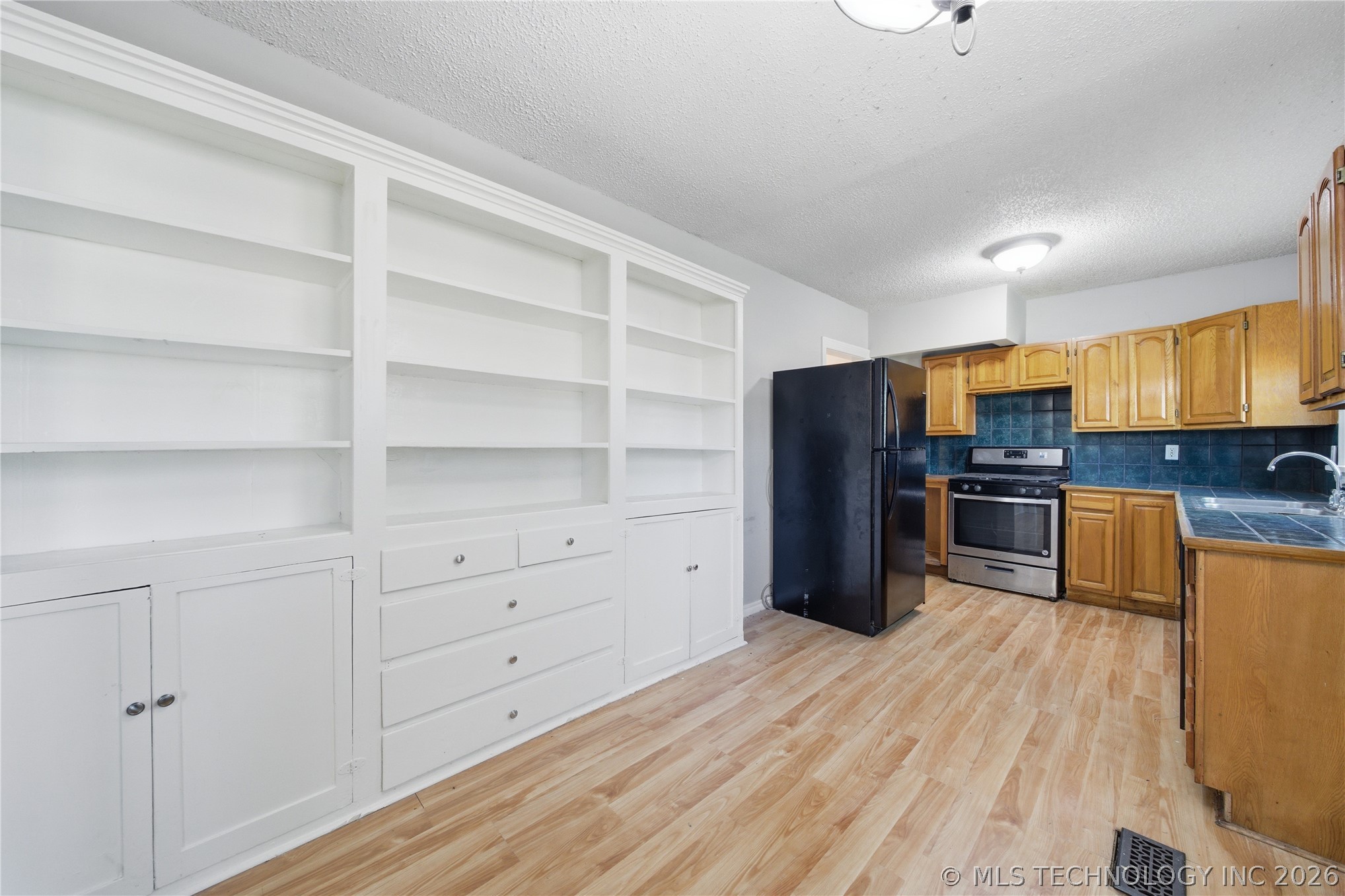 3239 E 4th Street Tulsa OK 74104