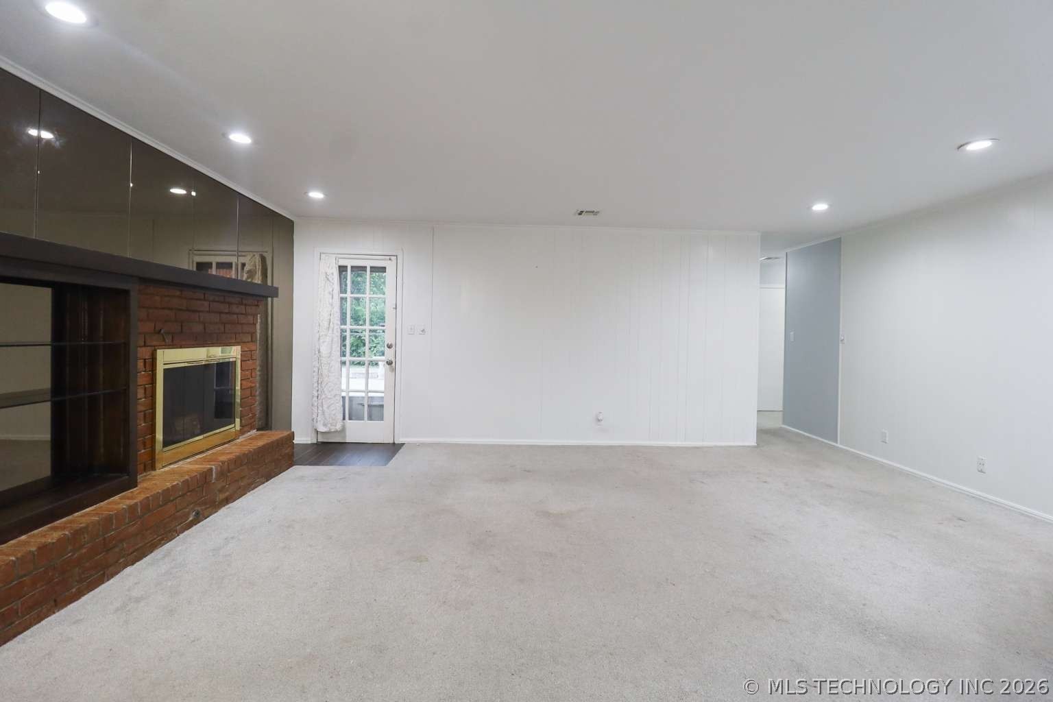 9527 E 34th Street Tulsa OK 74145