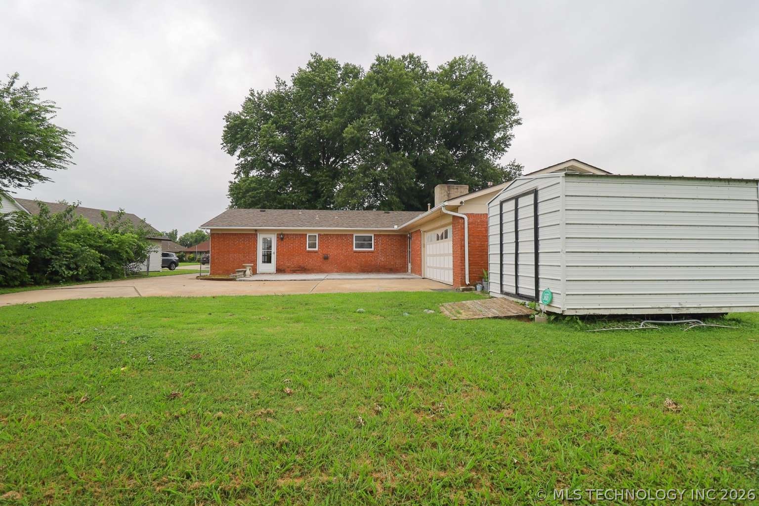 9527 E 34th Street Tulsa OK 74145