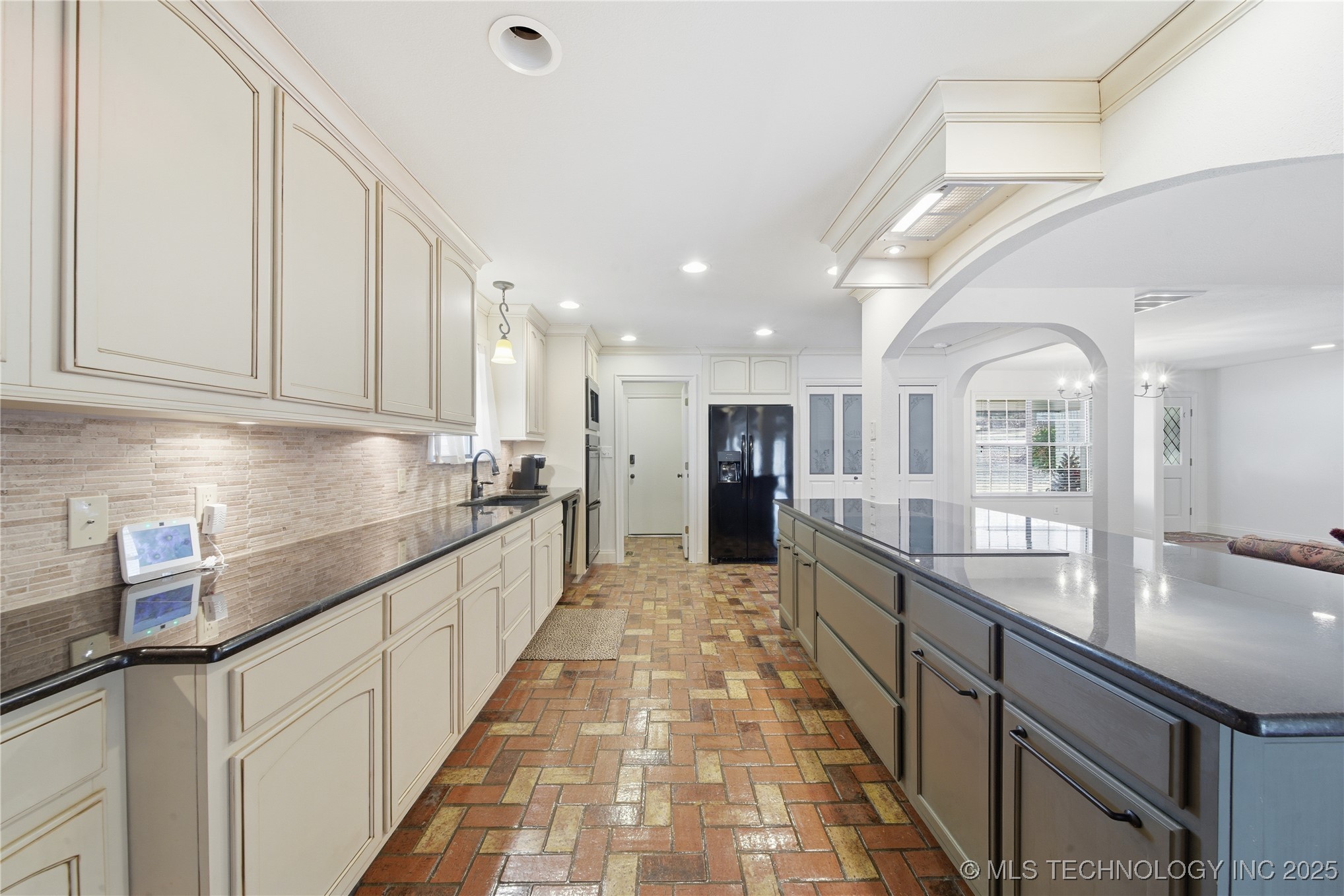 11618 S 74th East Avenue Bixby OK 74008