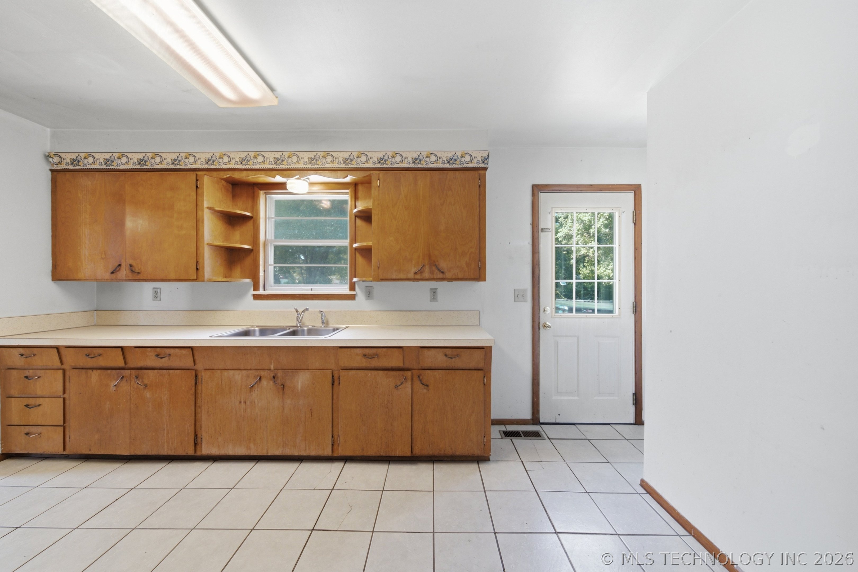 406 N Cherokee Street Beggs OK 74421