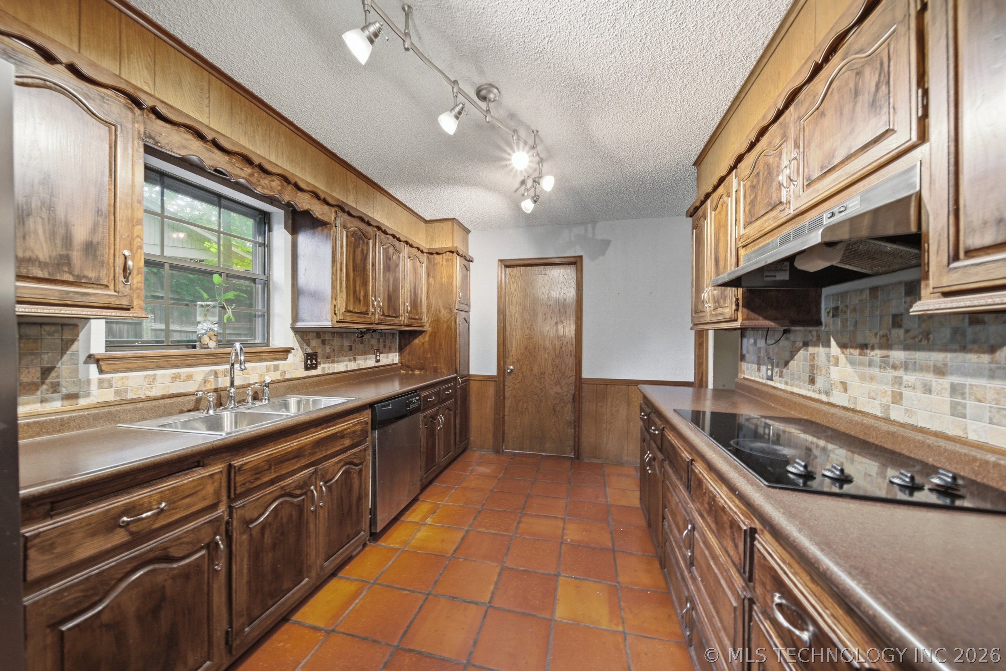 1419 W Woodrow Place Tulsa OK 74127