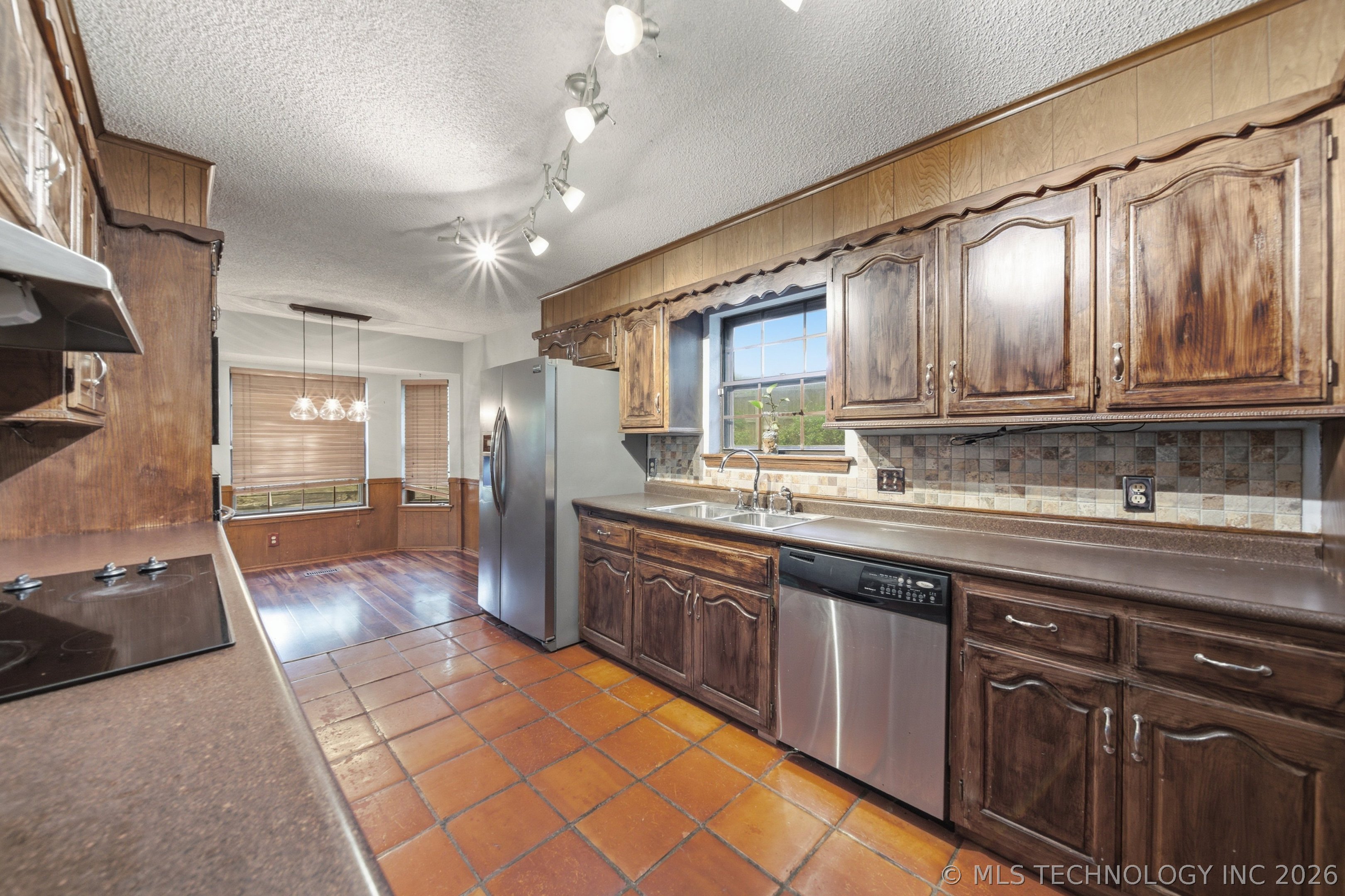 1419 W Woodrow Place Tulsa OK 74127