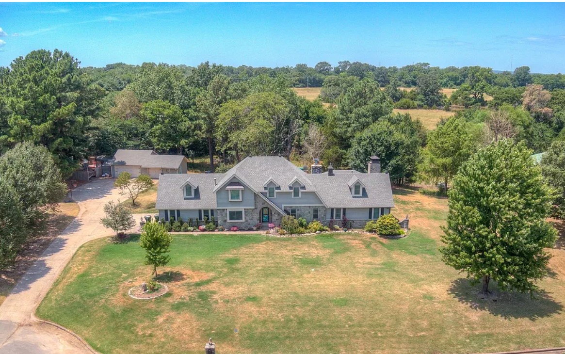 1804 Forest Road Okmulgee OK 74447