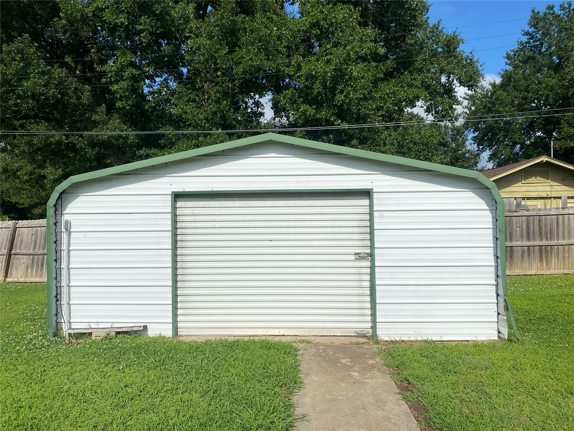 912 S Thompson Avenue Cushing OK 74023