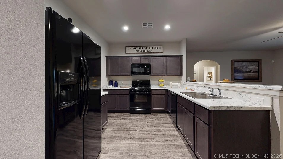 7112 S Maple Avenue Broken Arrow OK 74011