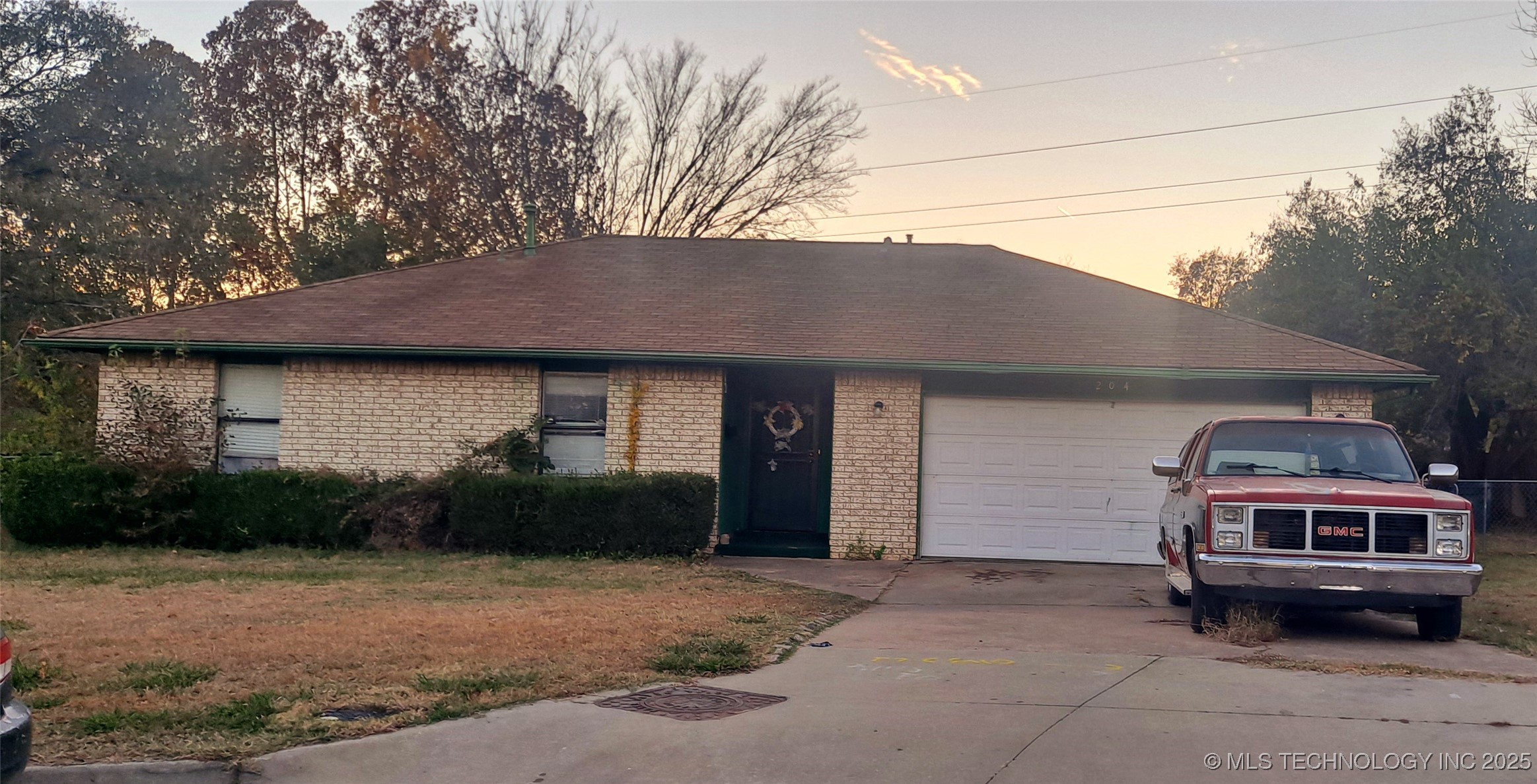 204 E Marshall Court Tulsa OK 74106