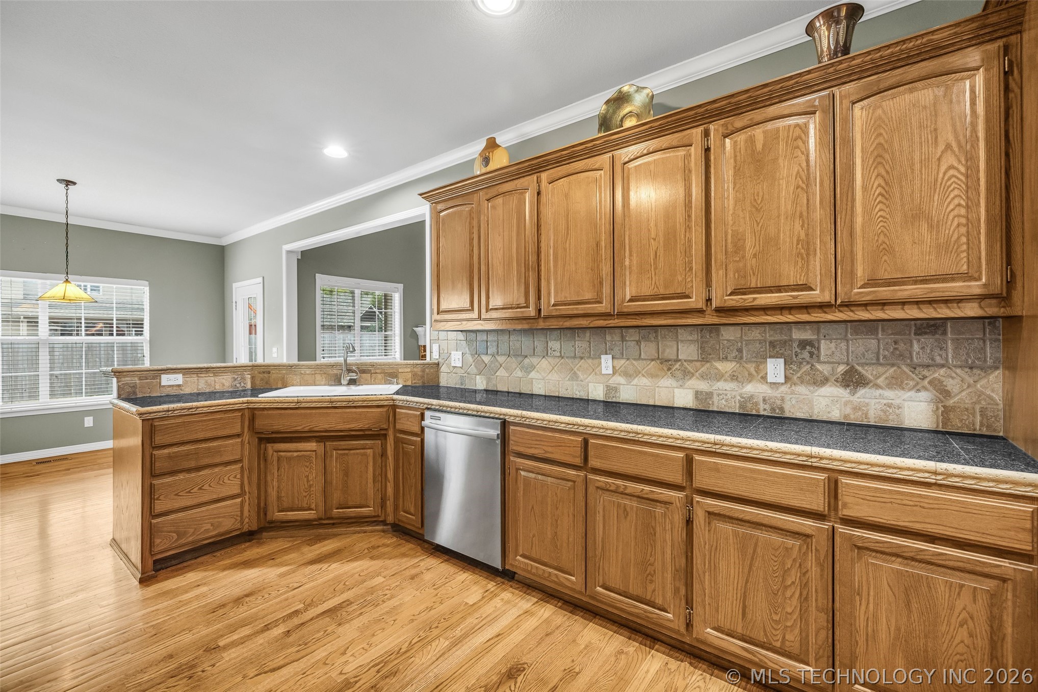 8752 E 102nd Street Tulsa OK 74133