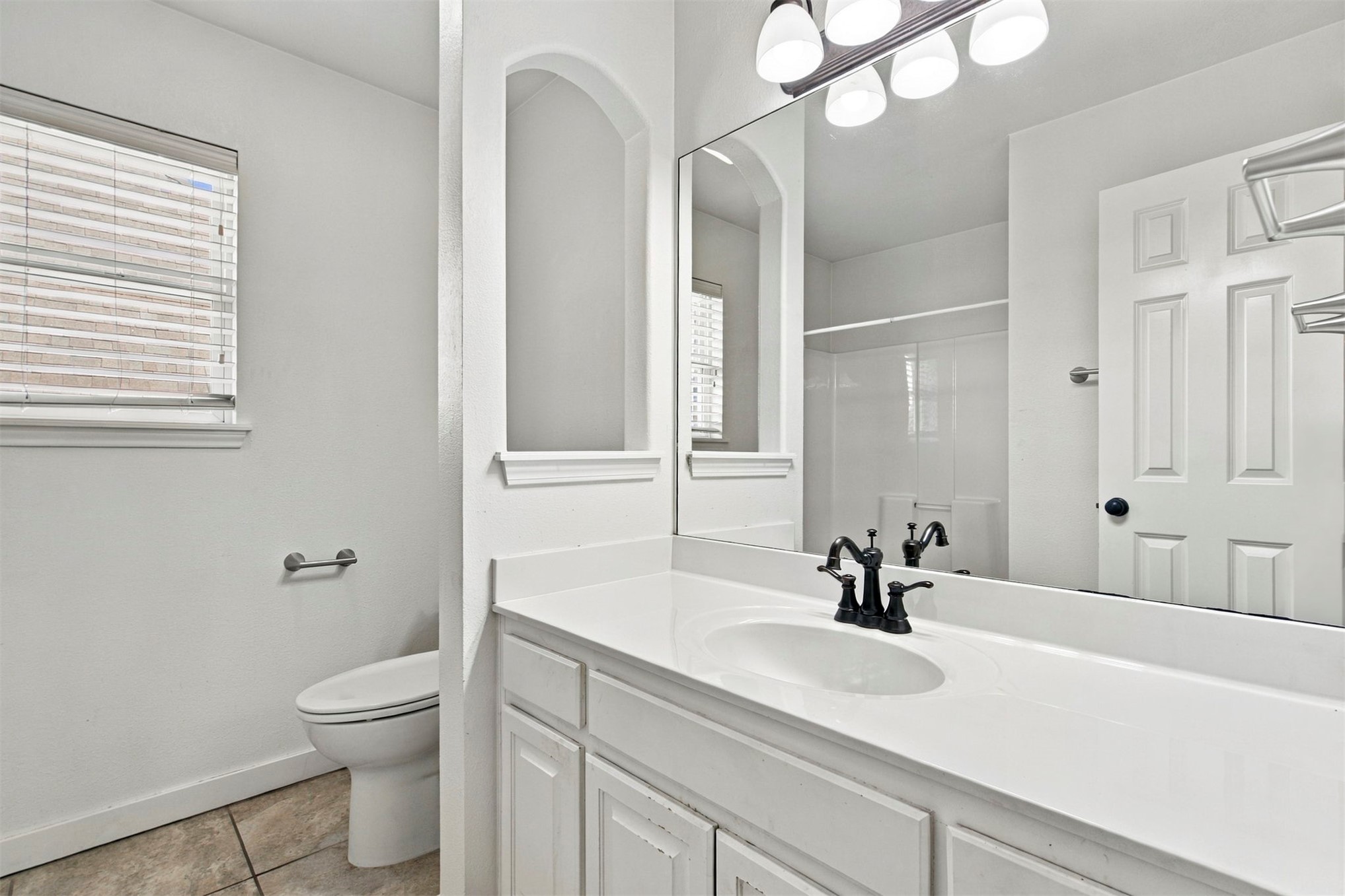 1816 E Laredo Street Broken Arrow OK 74012