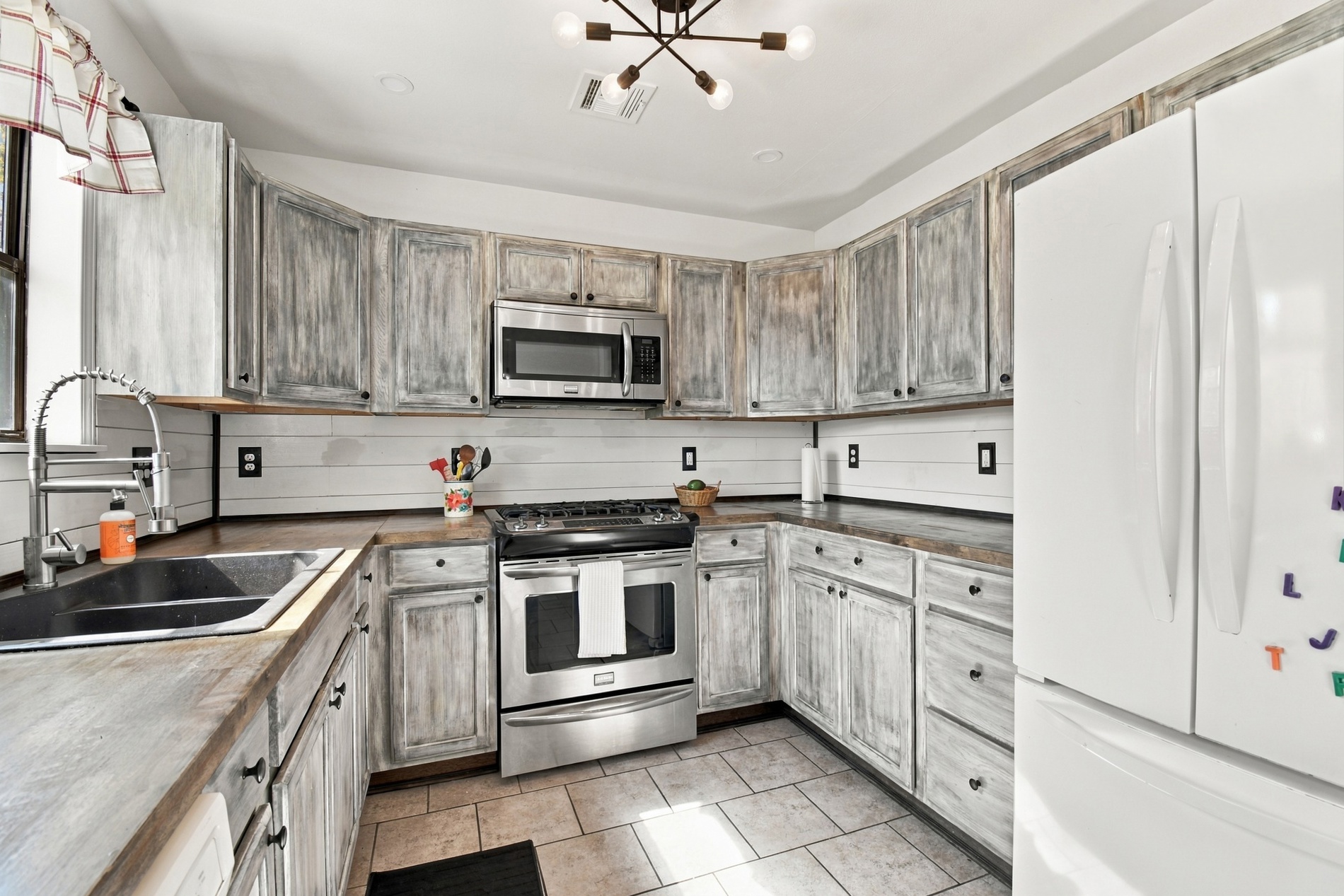 14046 N 365 Road Hulbert OK 74441