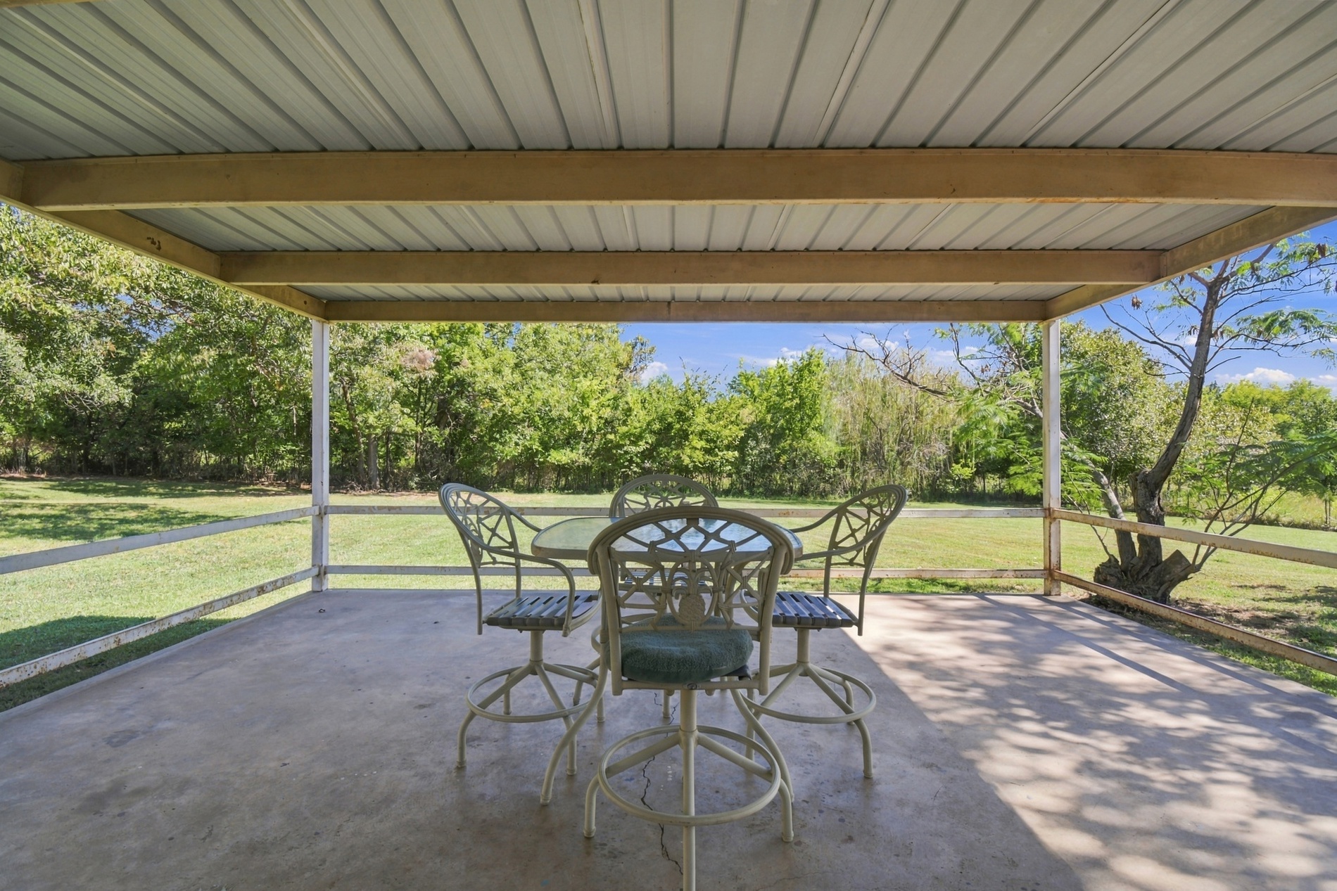 14046 N 365 Road Hulbert OK 74441