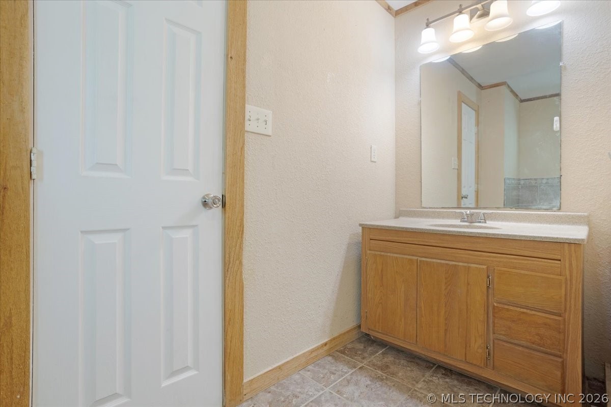 136 Pine Street Mead OK 73449