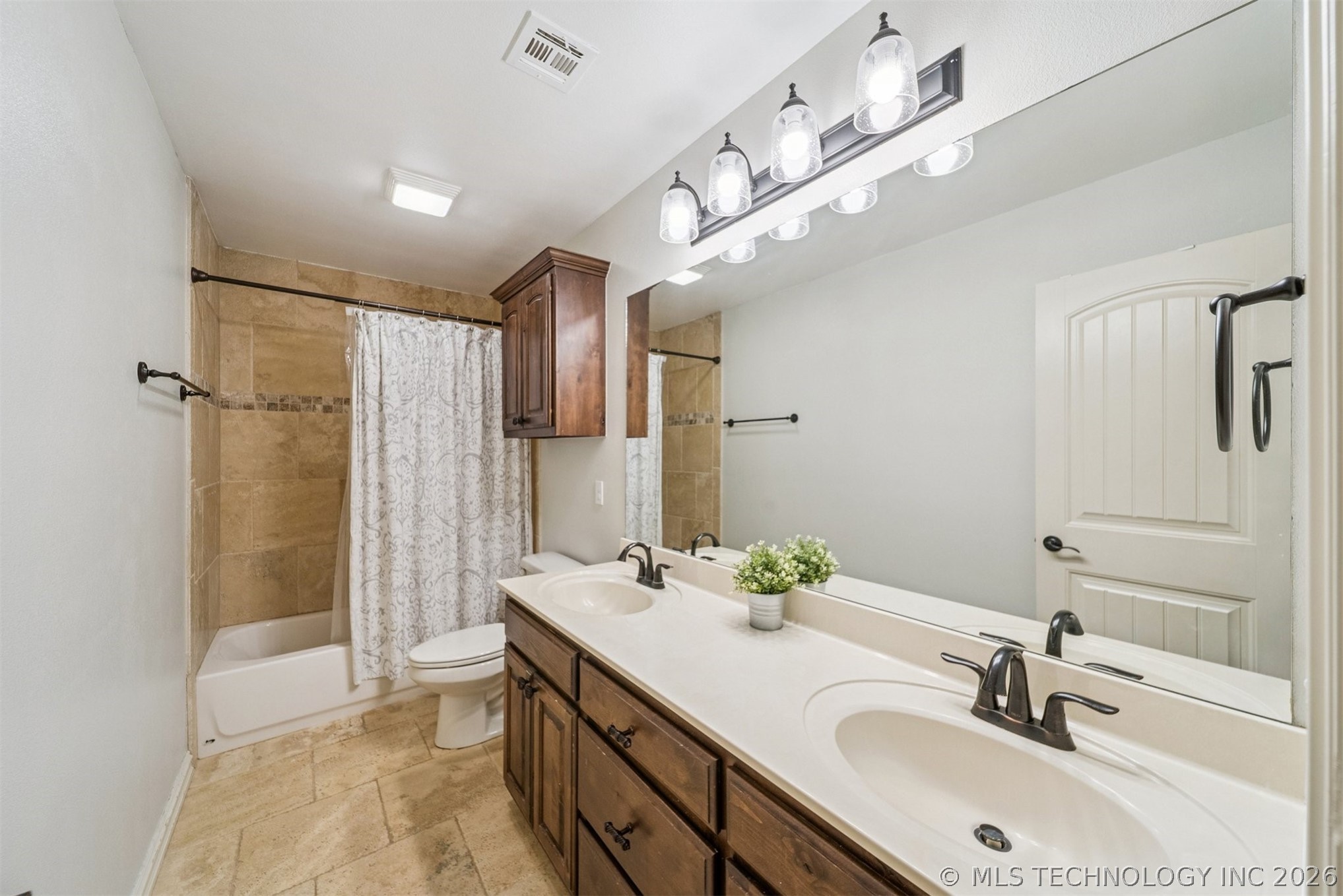 19736 E 69th Street Owasso OK 74055
