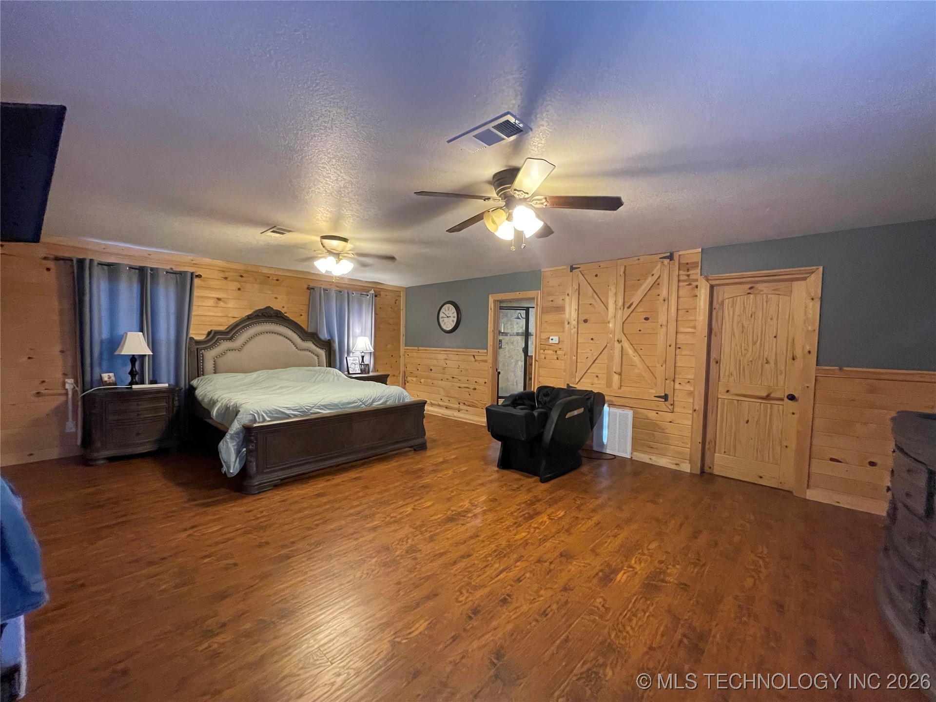 1207 N 4224 Road Hugo OK 74743