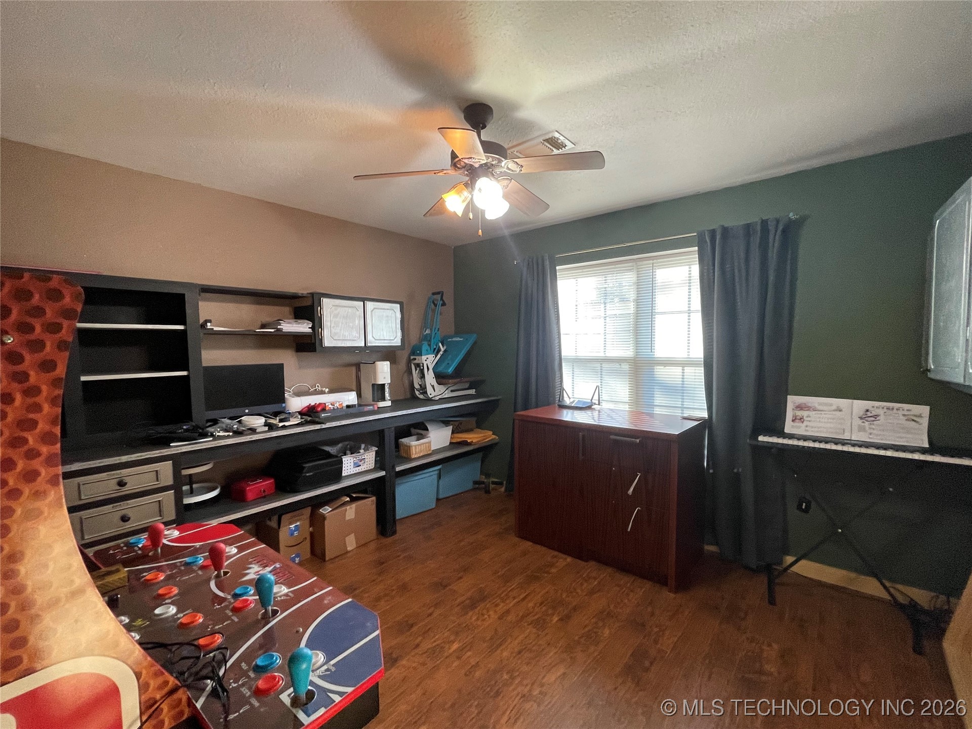 1207 N 4224 Road Hugo OK 74743