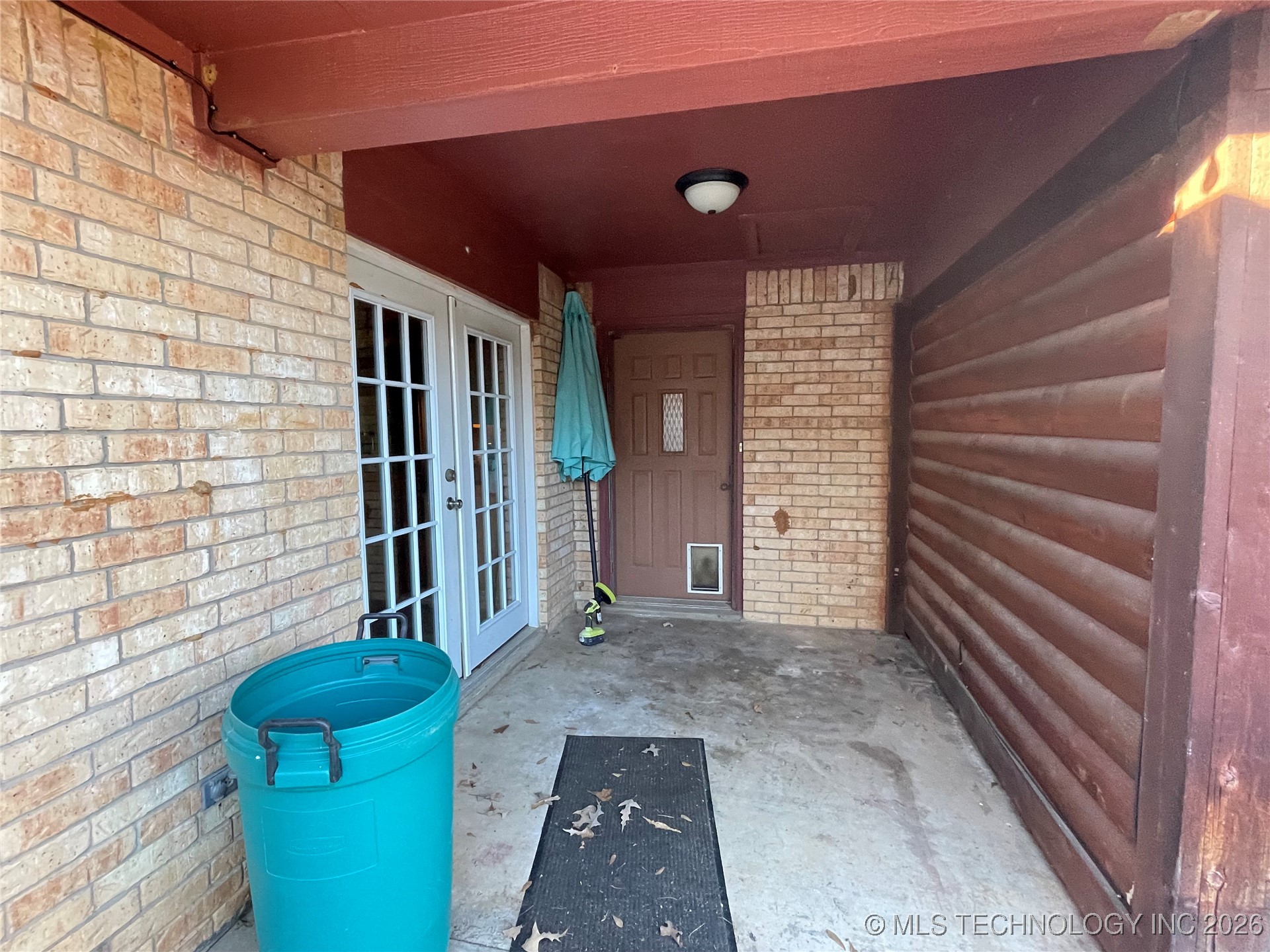 1207 N 4224 Road Hugo OK 74743
