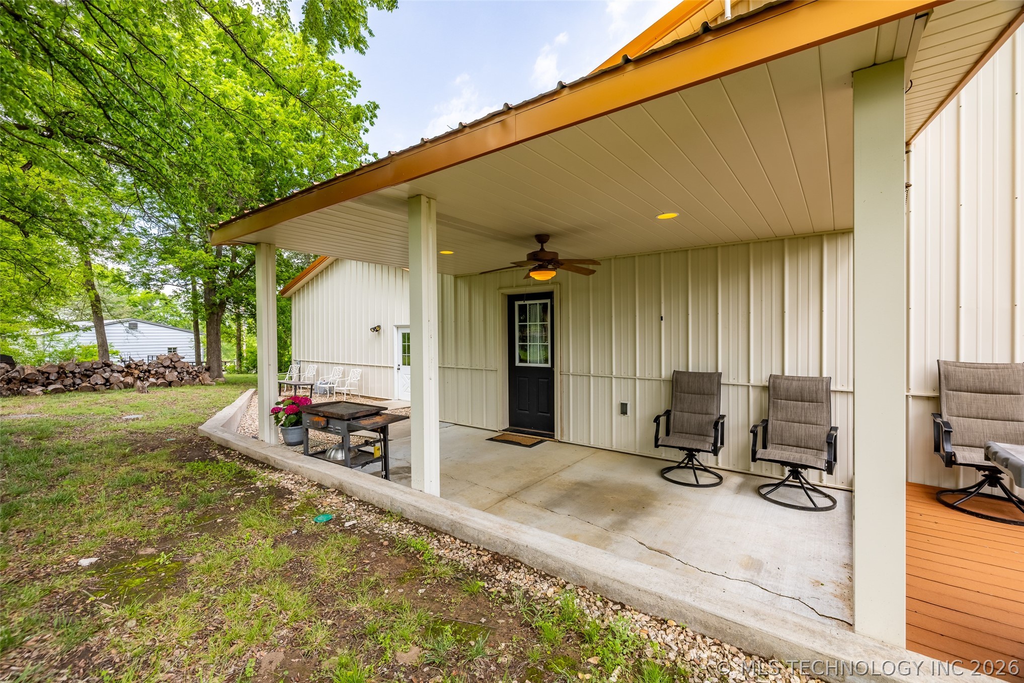 6515 N 4402 Road Adair OK 74330