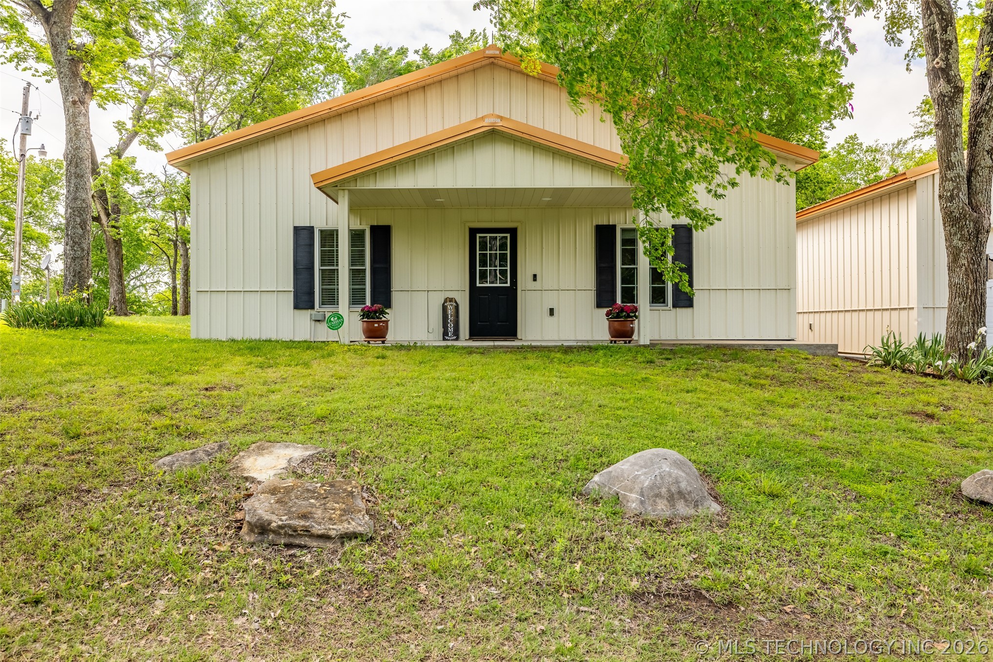 6515 N 4402 Road Adair OK 74330