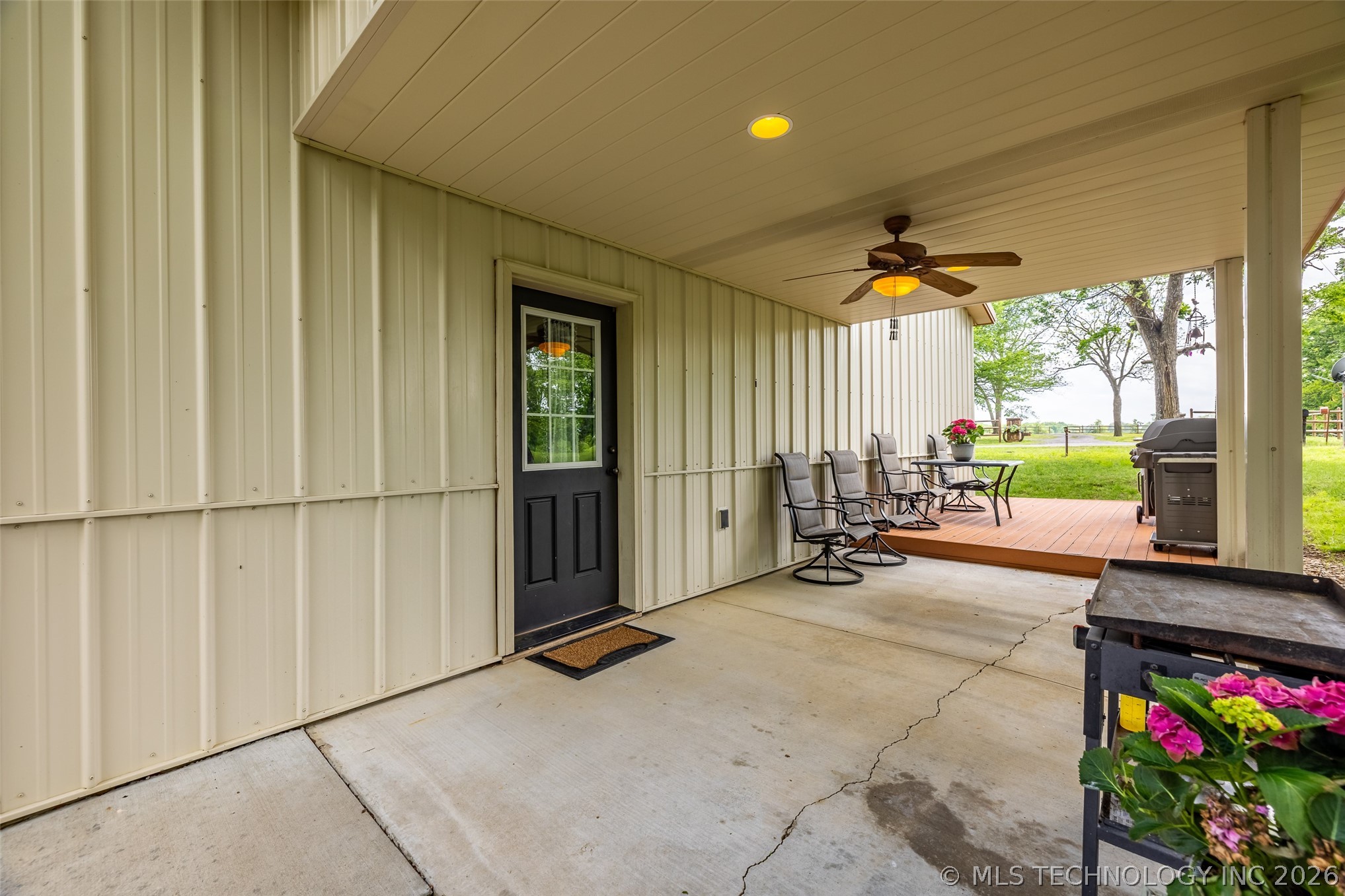 6515 N 4402 Road Adair OK 74330