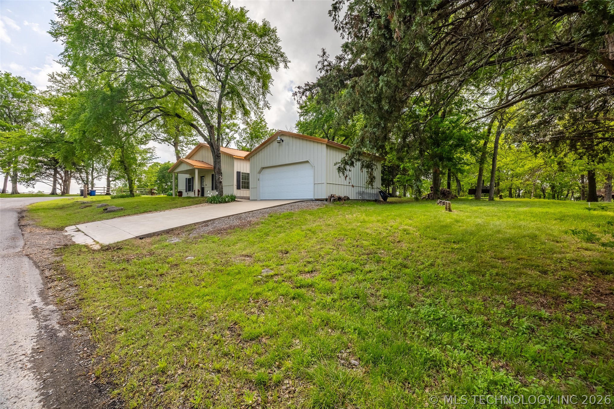 6515 N 4402 Road Adair OK 74330