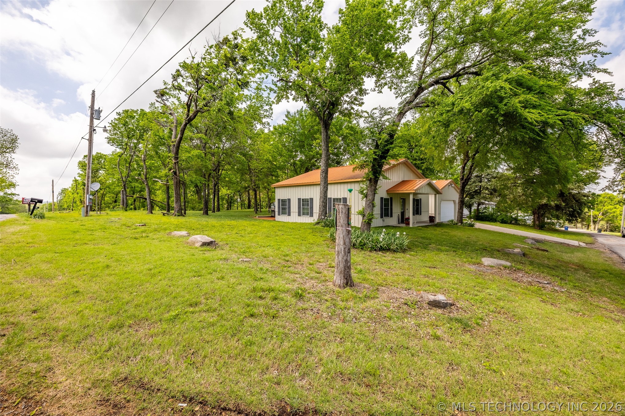 6515 N 4402 Road Adair OK 74330