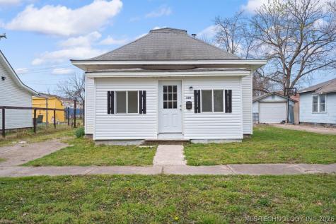 209 F NE Miami OK 74354