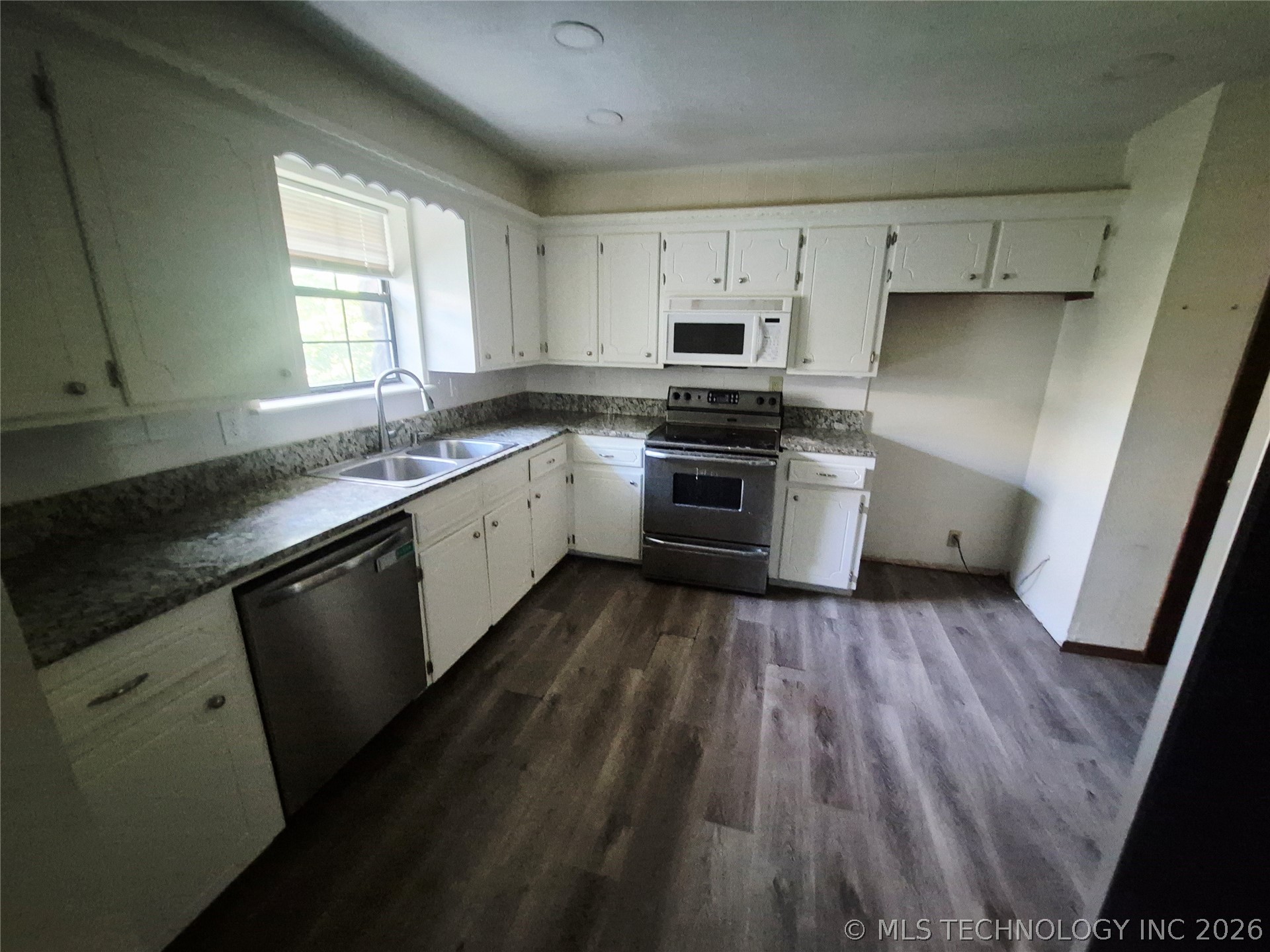 196 Elm Drive Pryor OK 74361