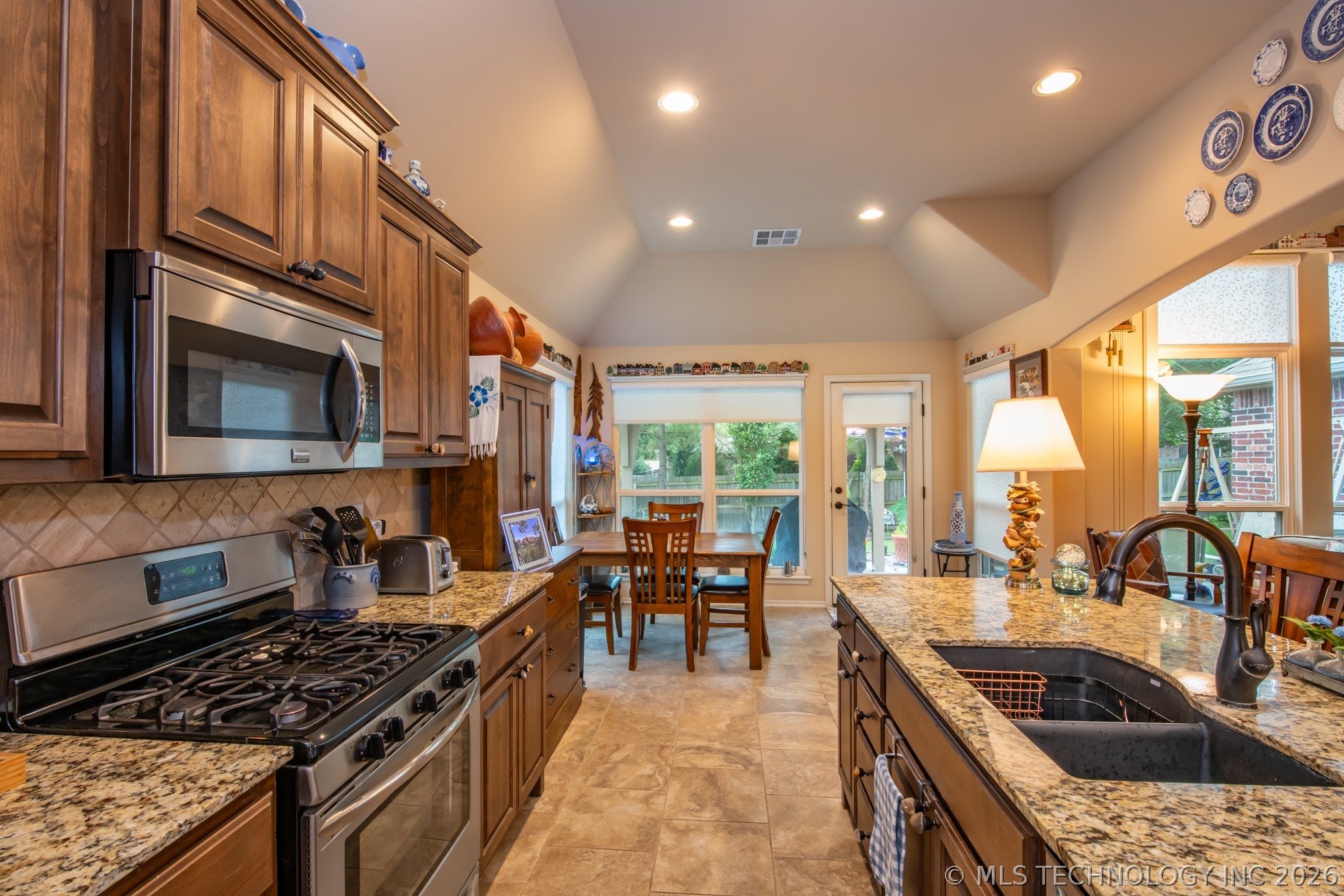1825 E Laredo Street Broken Arrow OK 74012