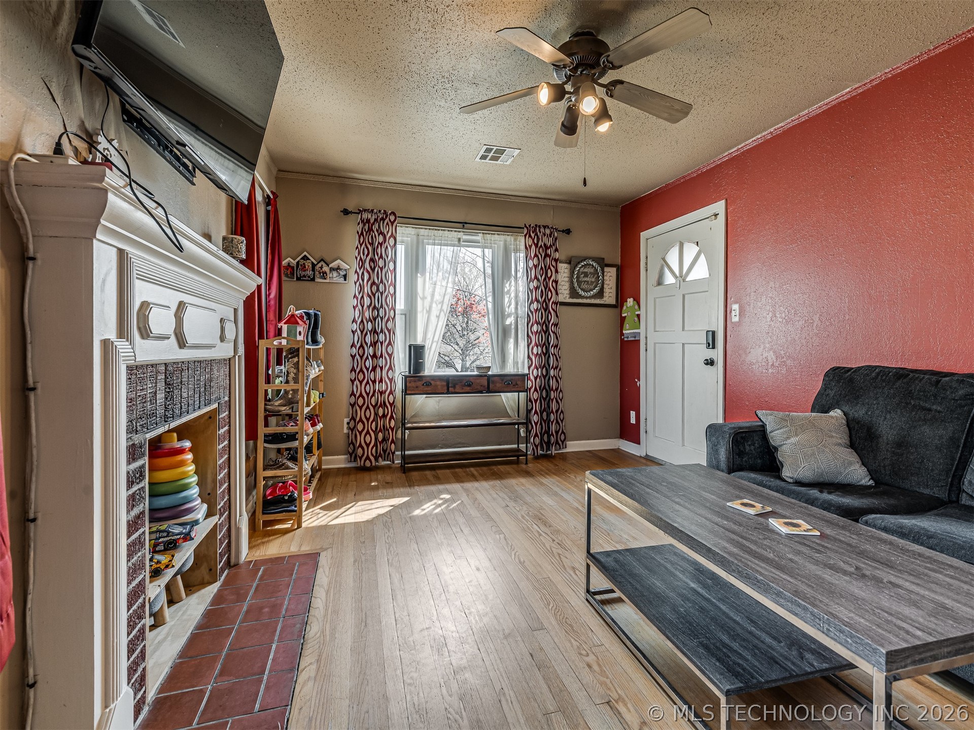 1024 N Main Street Sand Springs OK 74063