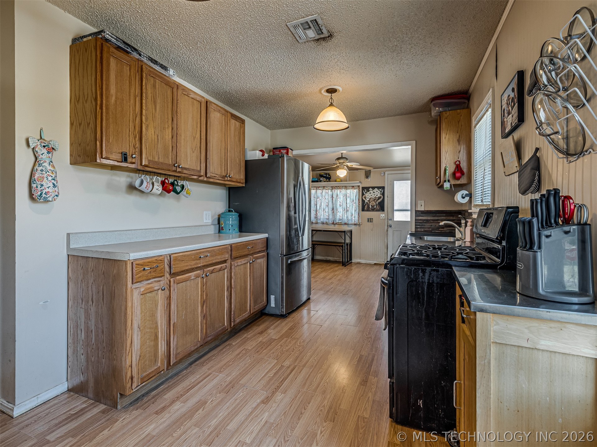 1024 N Main Street Sand Springs OK 74063