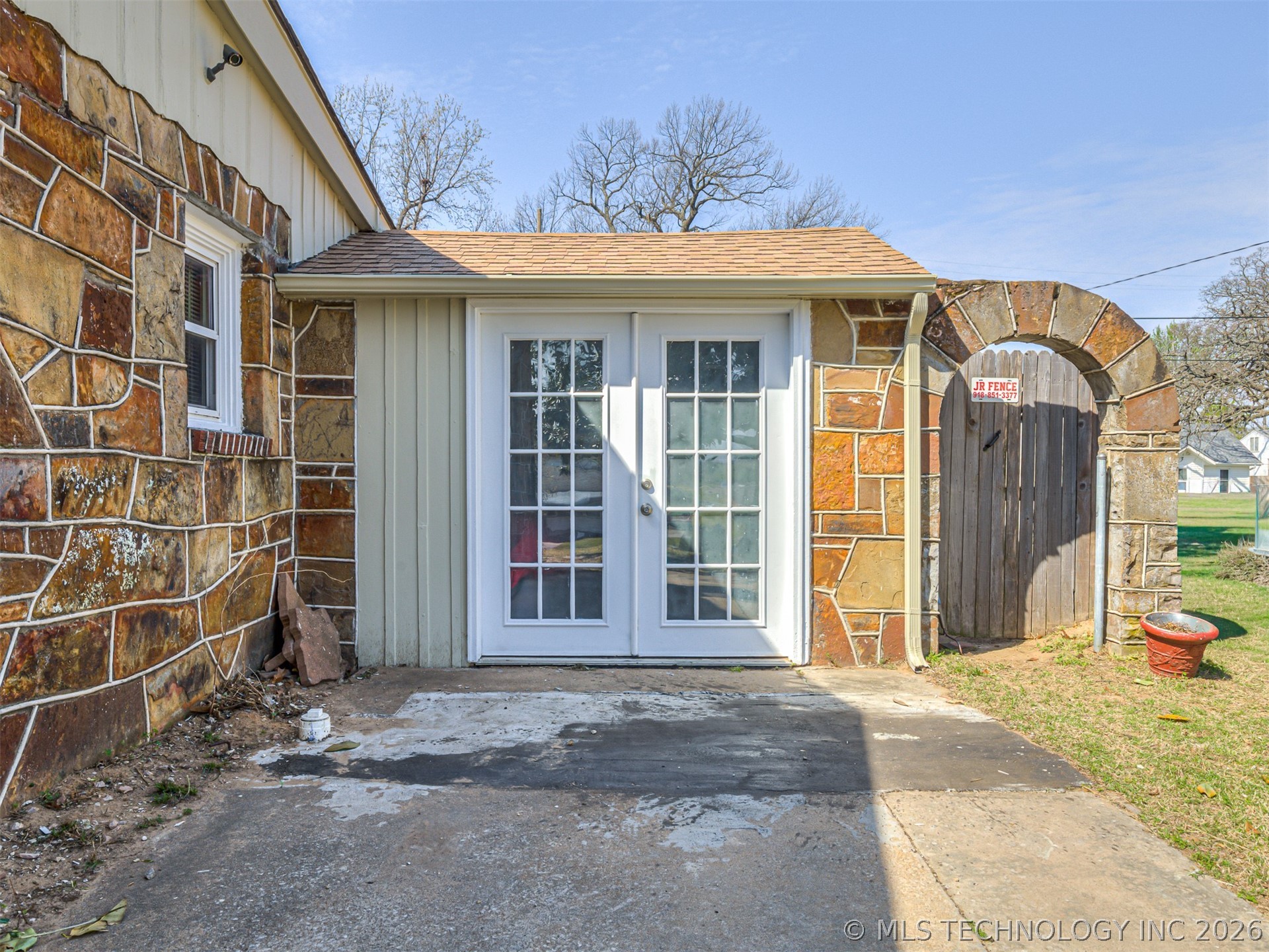 1024 N Main Street Sand Springs OK 74063