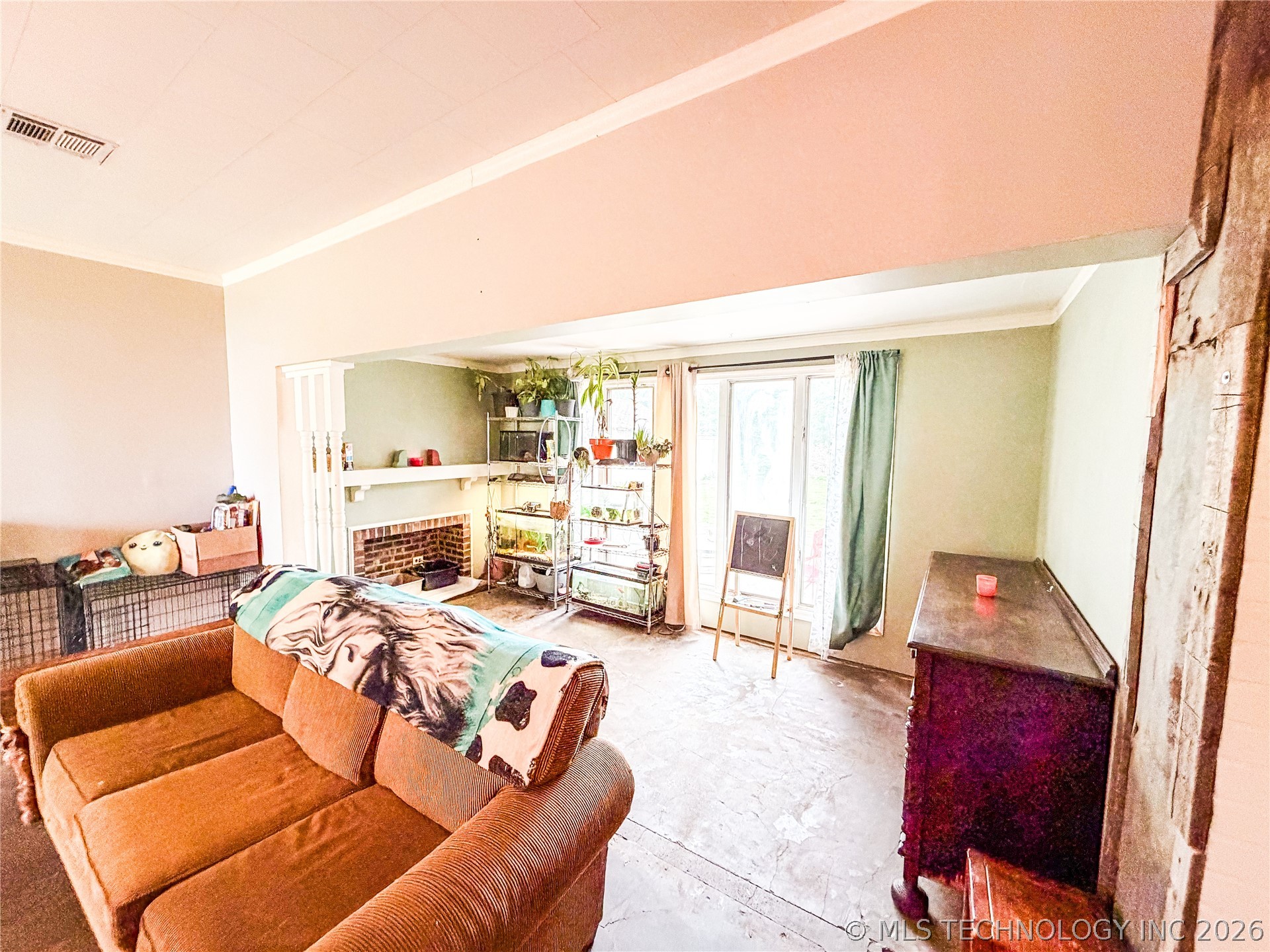 208 S Campbell Avenue Oilton OK 74052