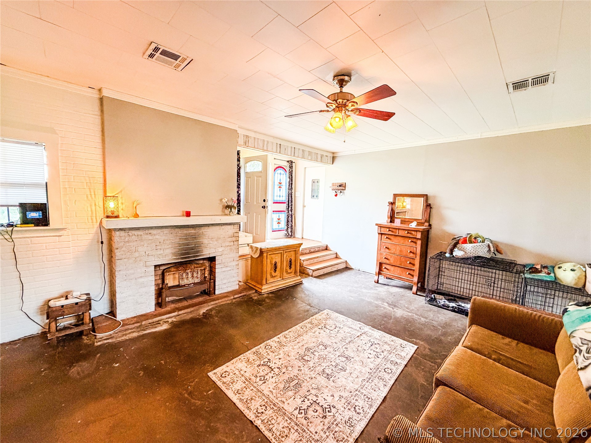 208 S Campbell Avenue Oilton OK 74052