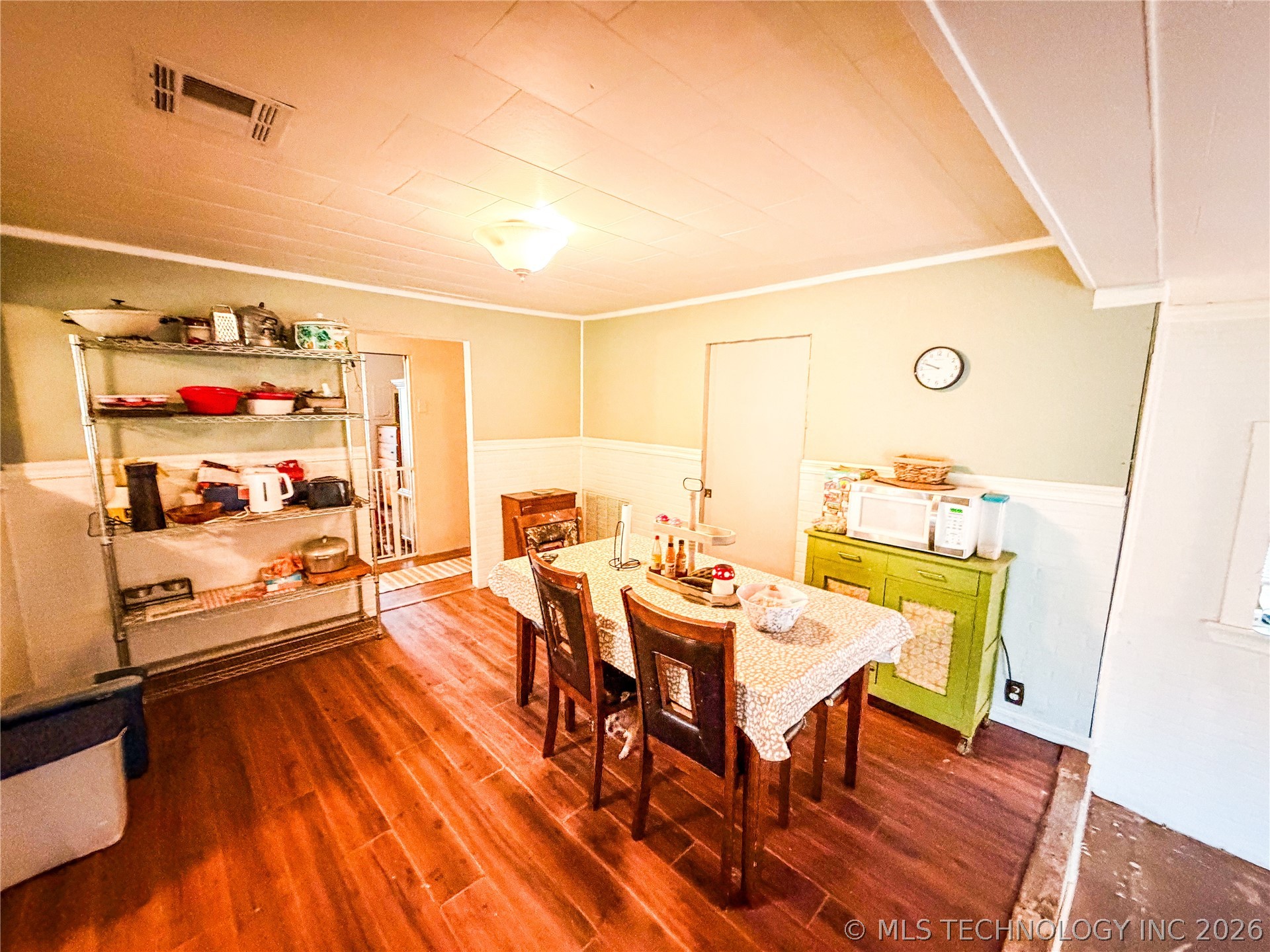 208 S Campbell Avenue Oilton OK 74052