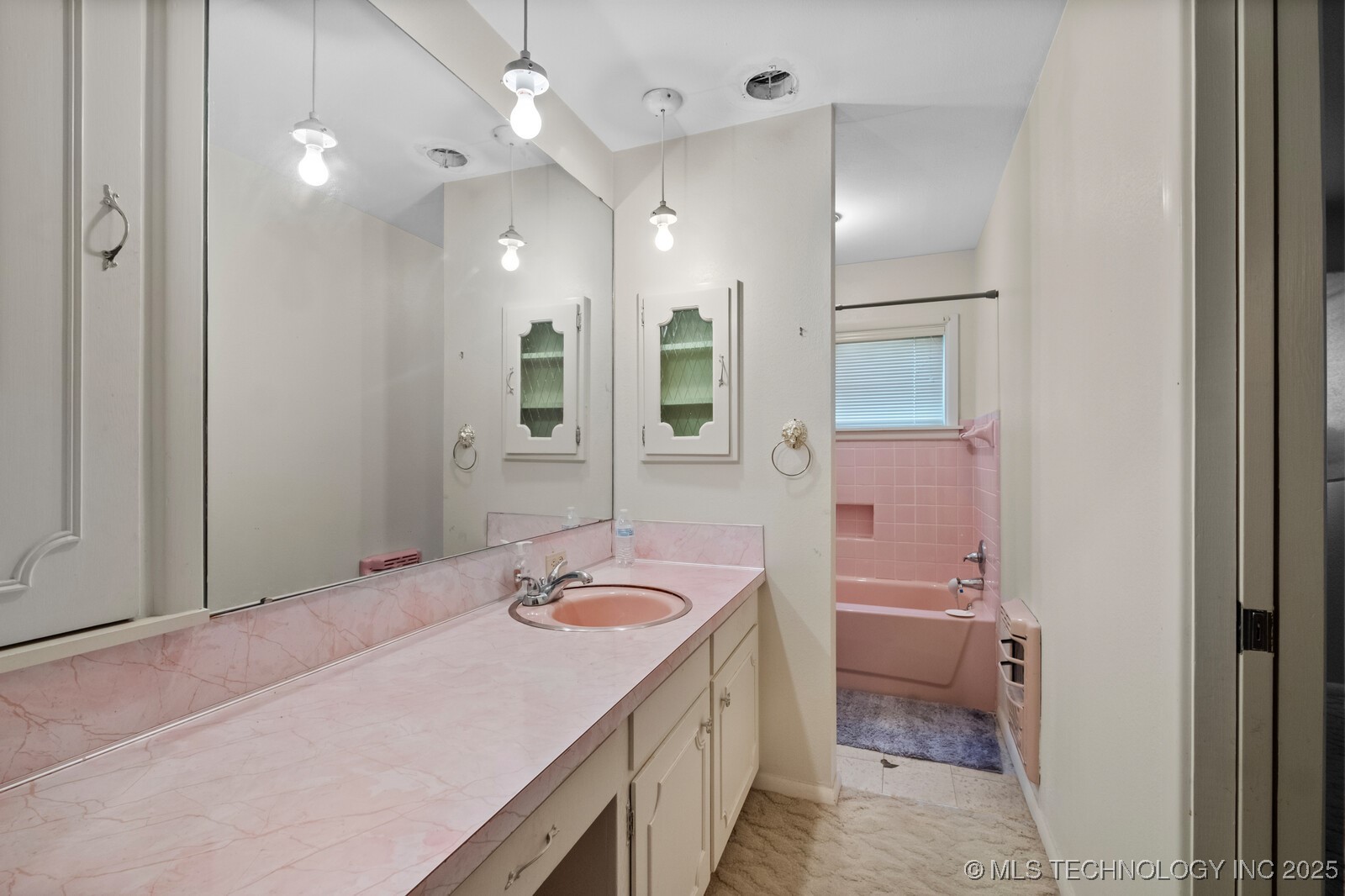 1400 W Locust Street Stilwell OK 74960