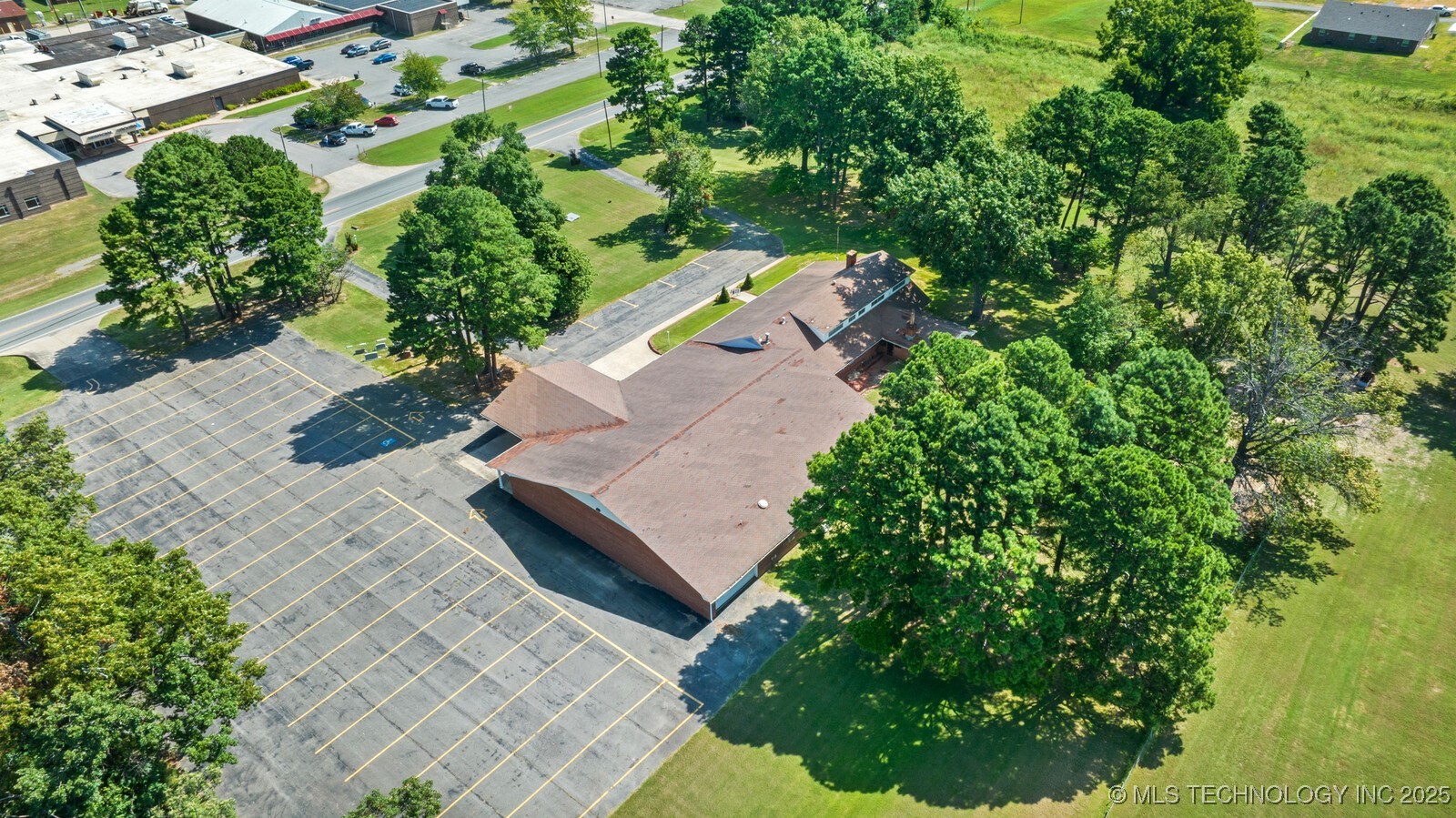 1400 W Locust Street Stilwell OK 74960