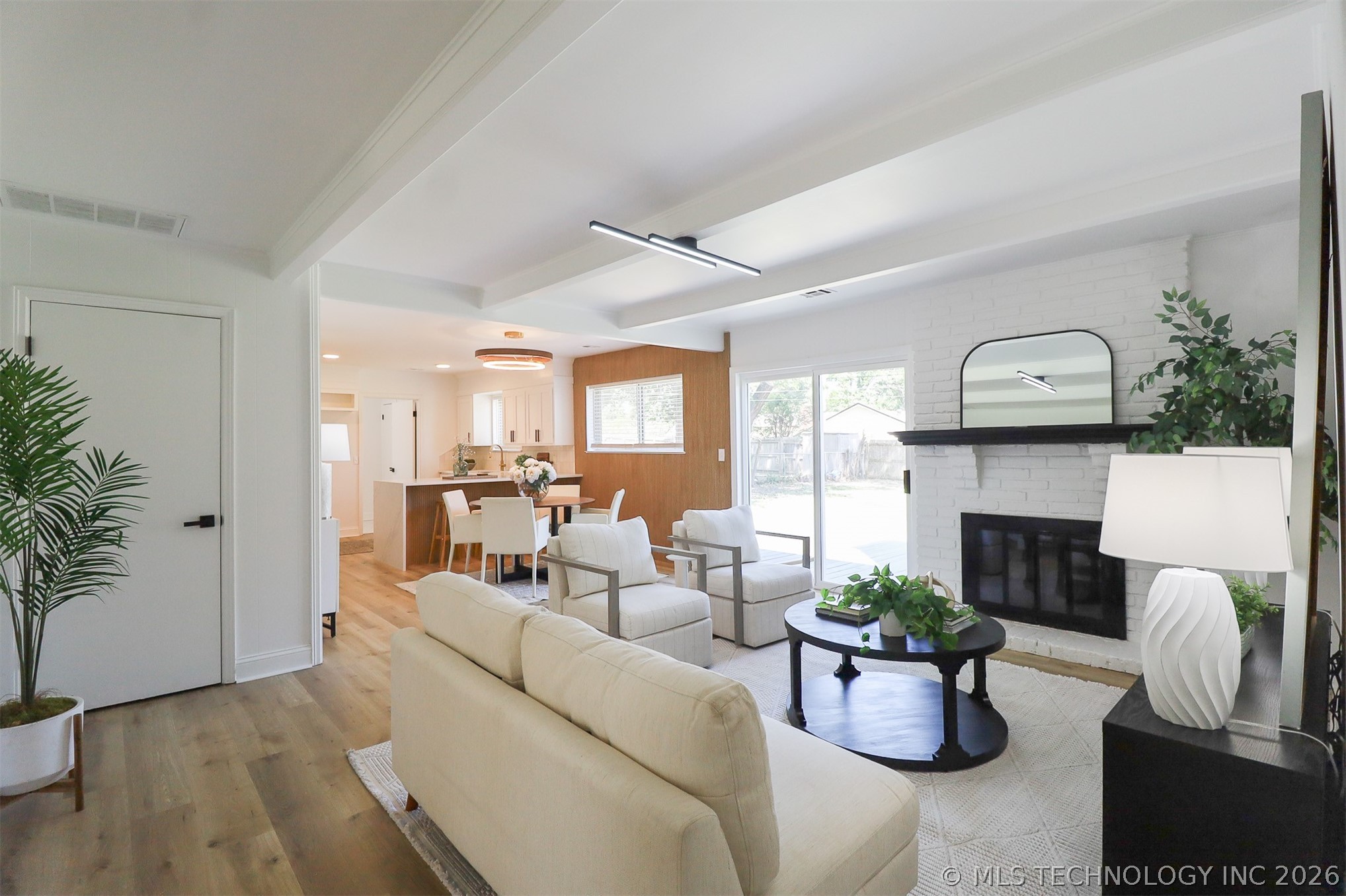 7037 E 58th Place Tulsa OK 74145