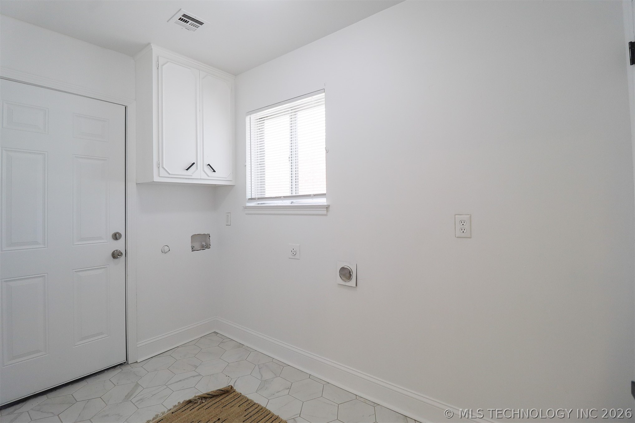 7037 E 58th Place Tulsa OK 74145