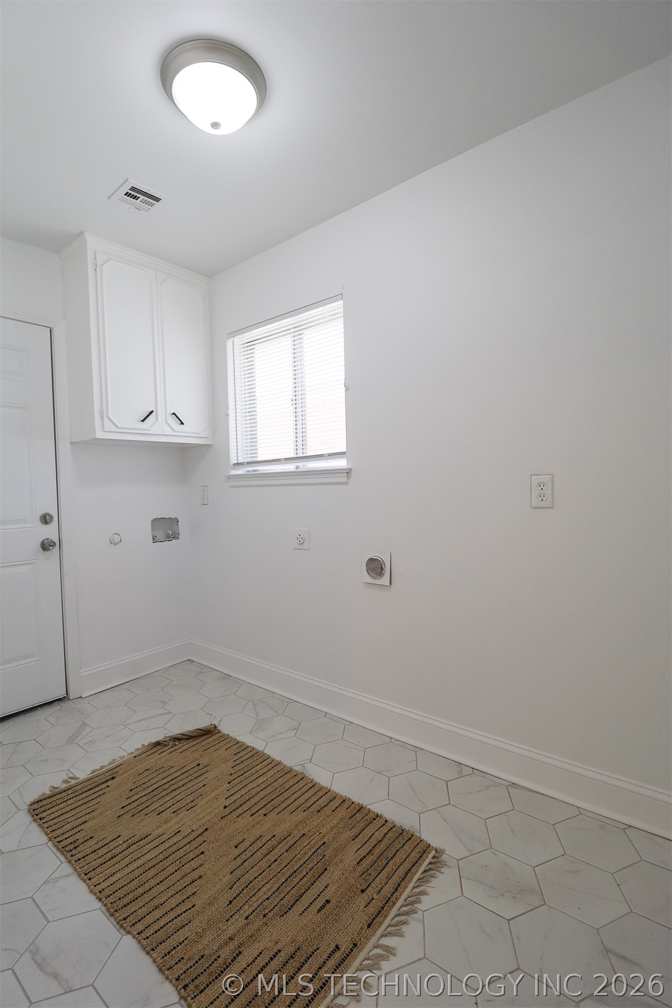 7037 E 58th Place Tulsa OK 74145