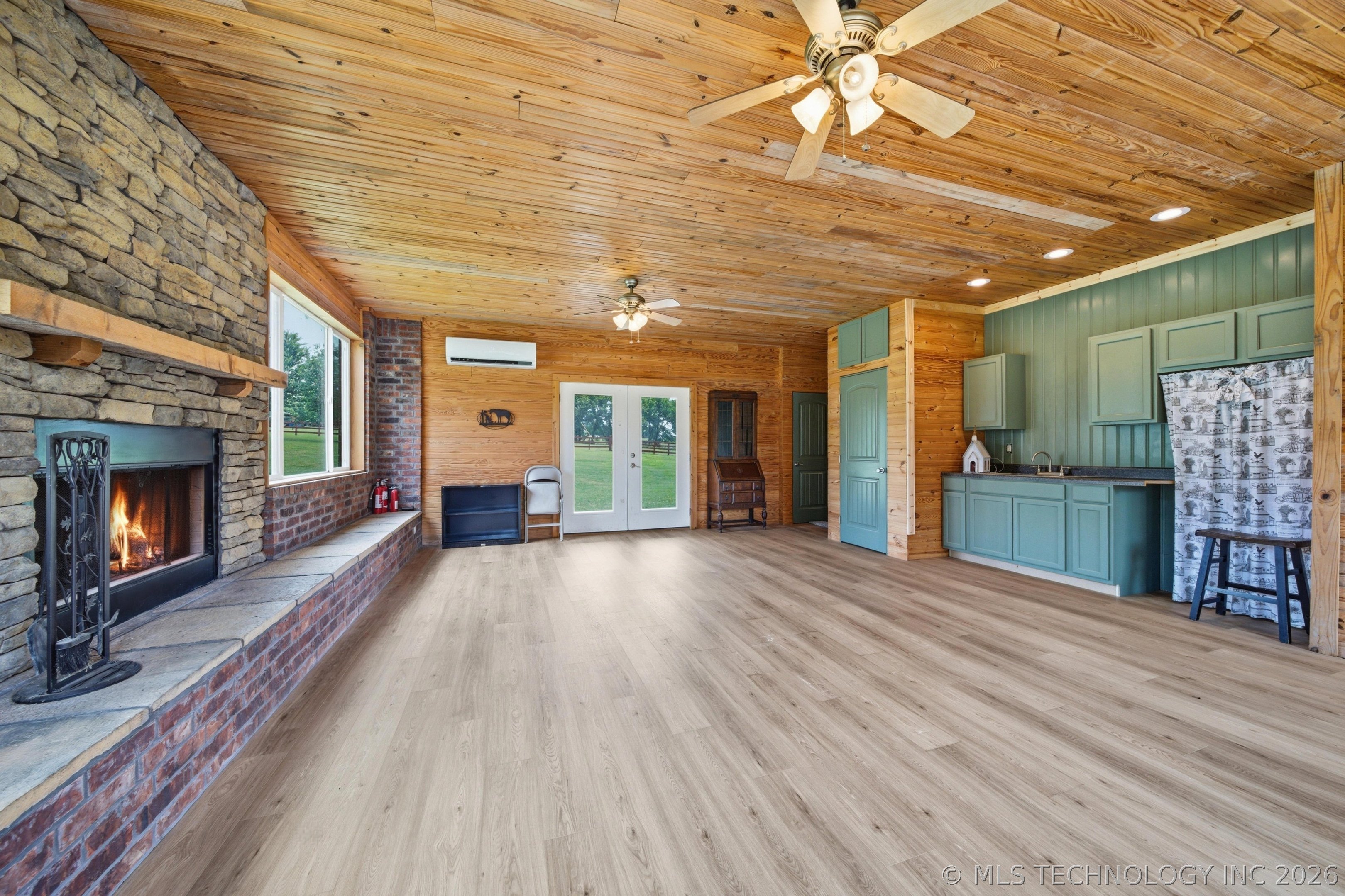 14252 E Lake Drive Claremore OK 74017