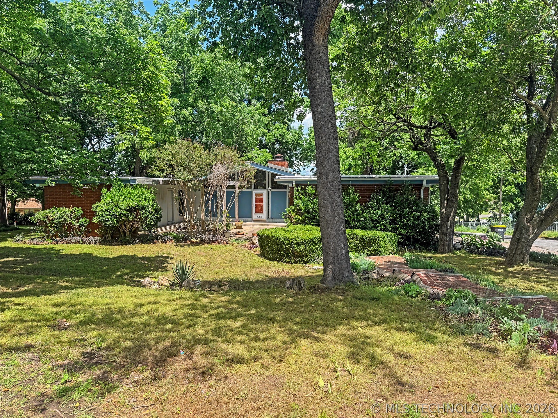 522 W Downing Street Tahlequah OK 74464