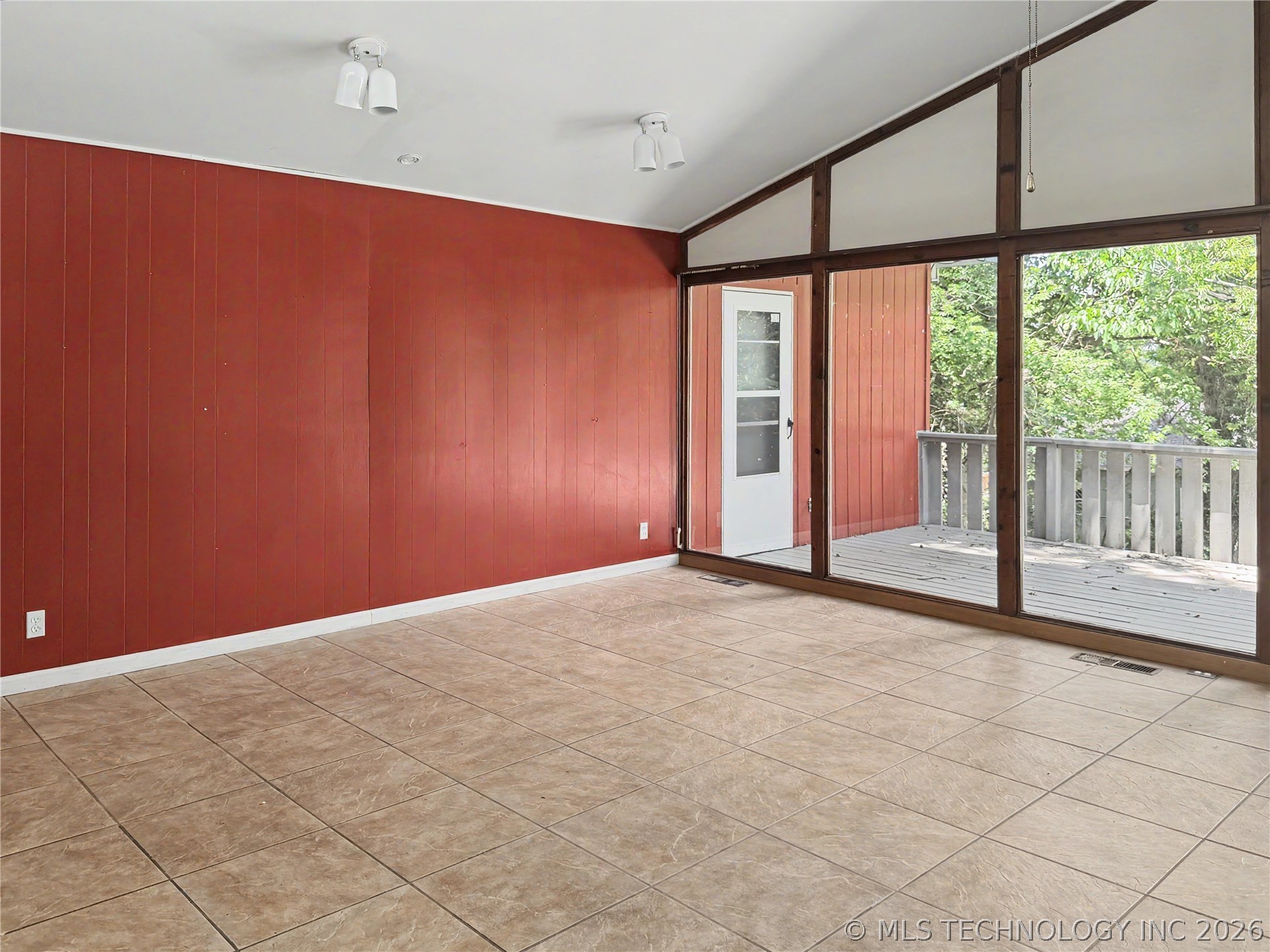 522 W Downing Street Tahlequah OK 74464