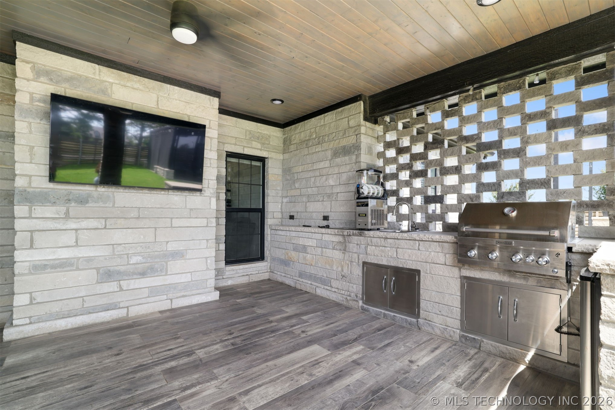 155 Riverbend Avenue Calera OK 74730