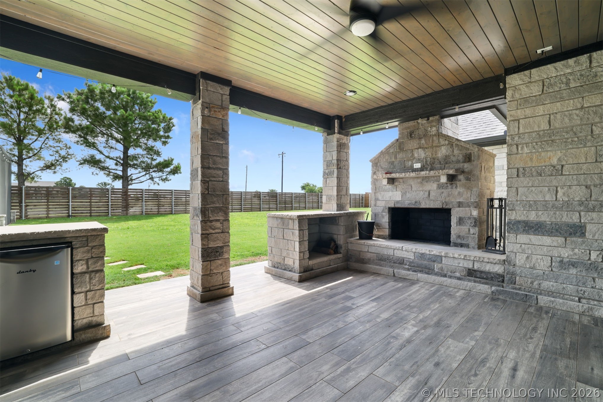 155 Riverbend Avenue Calera OK 74730