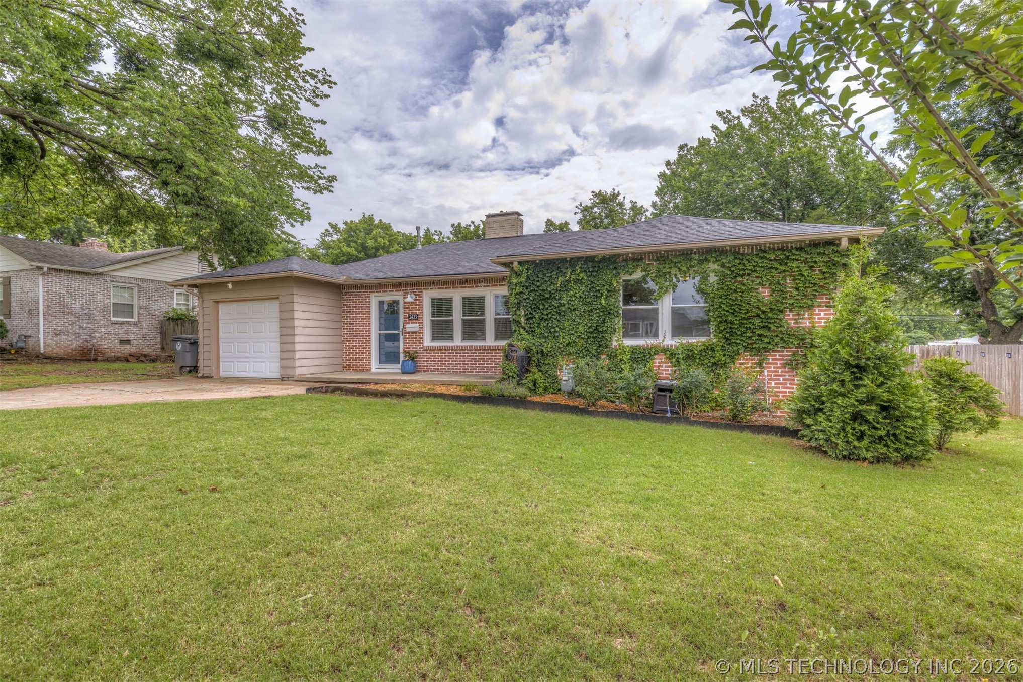 2433 Gary Place Tulsa OK 74114
