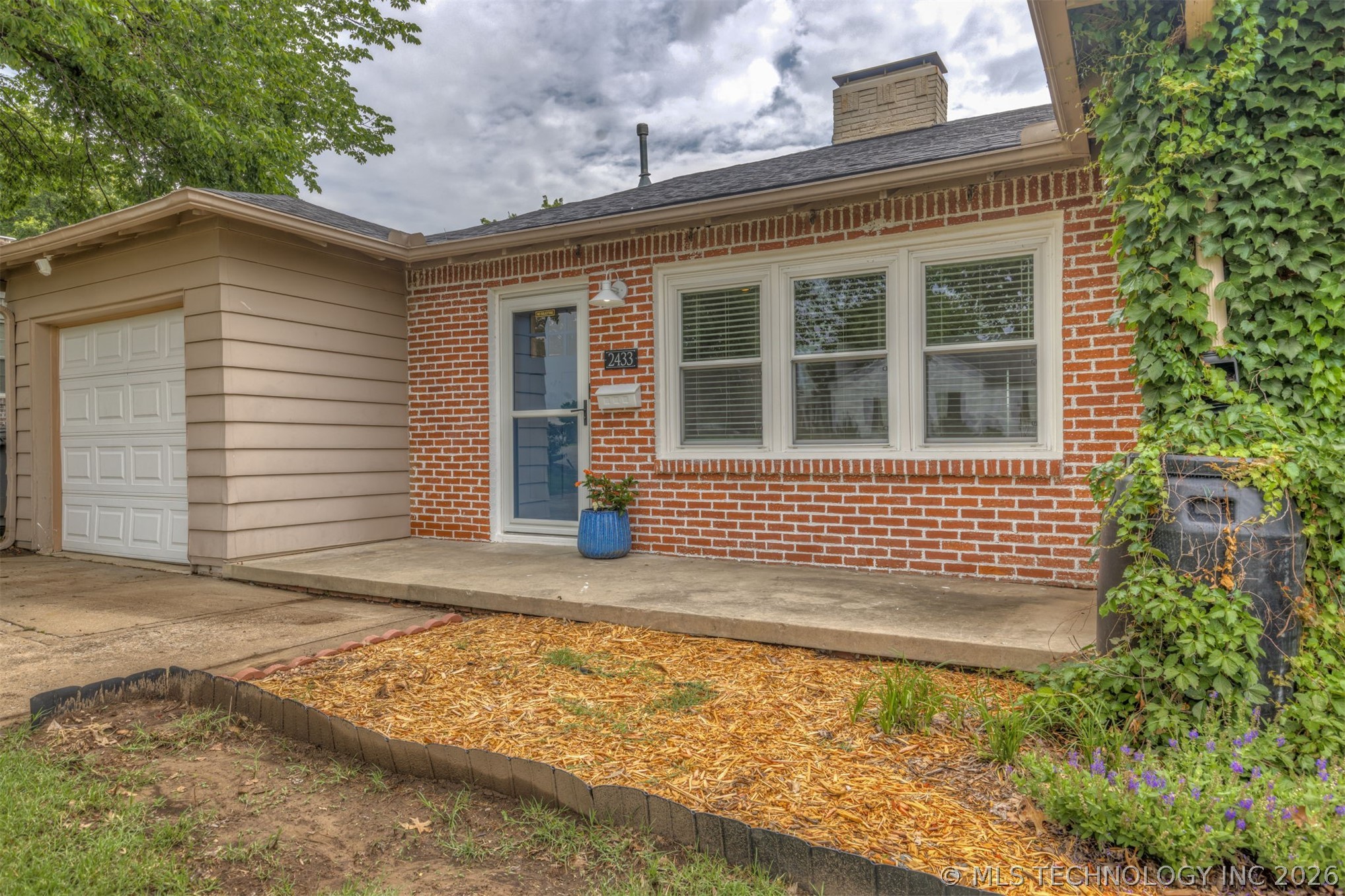 2433 Gary Place Tulsa OK 74114