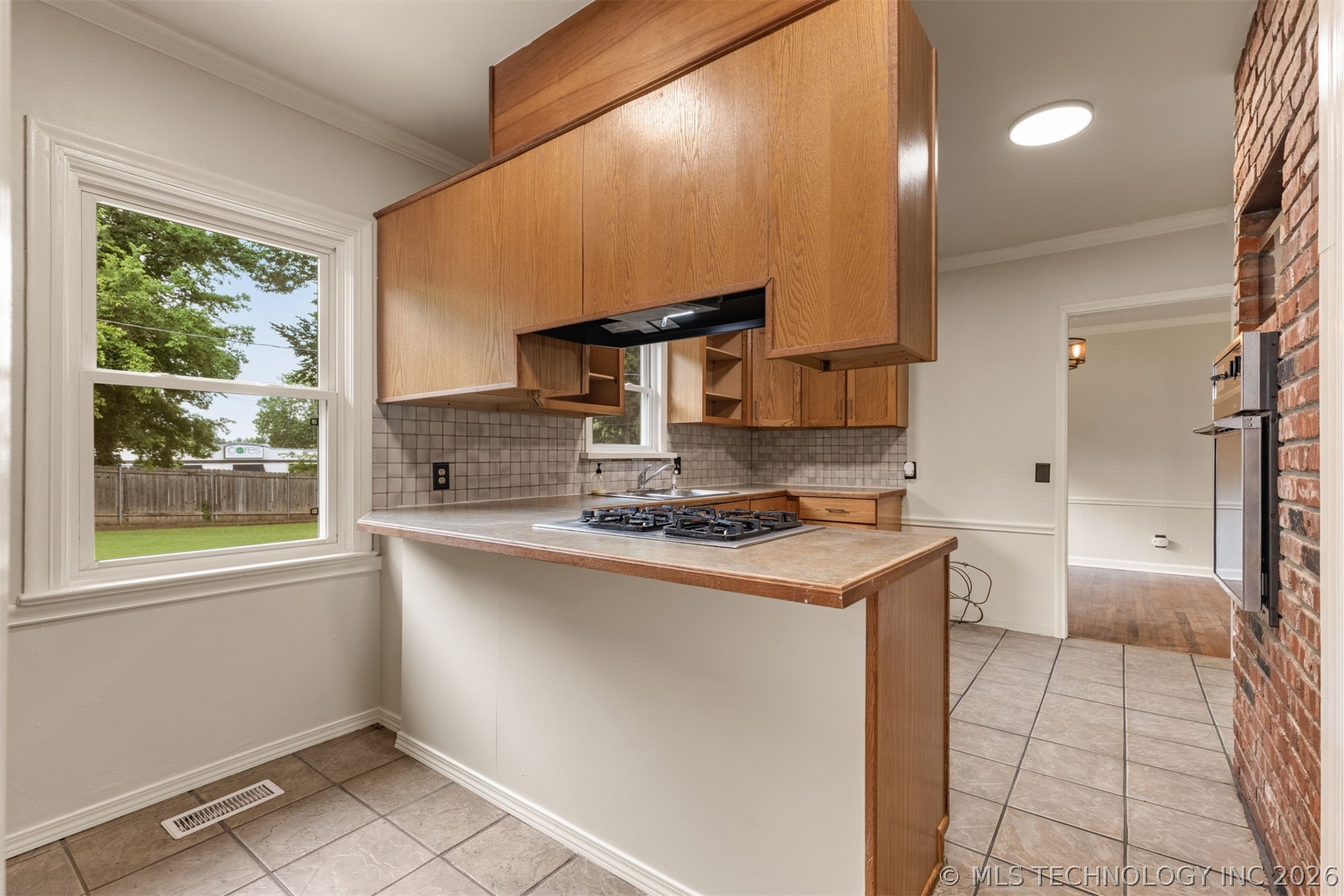 2433 Gary Place Tulsa OK 74114