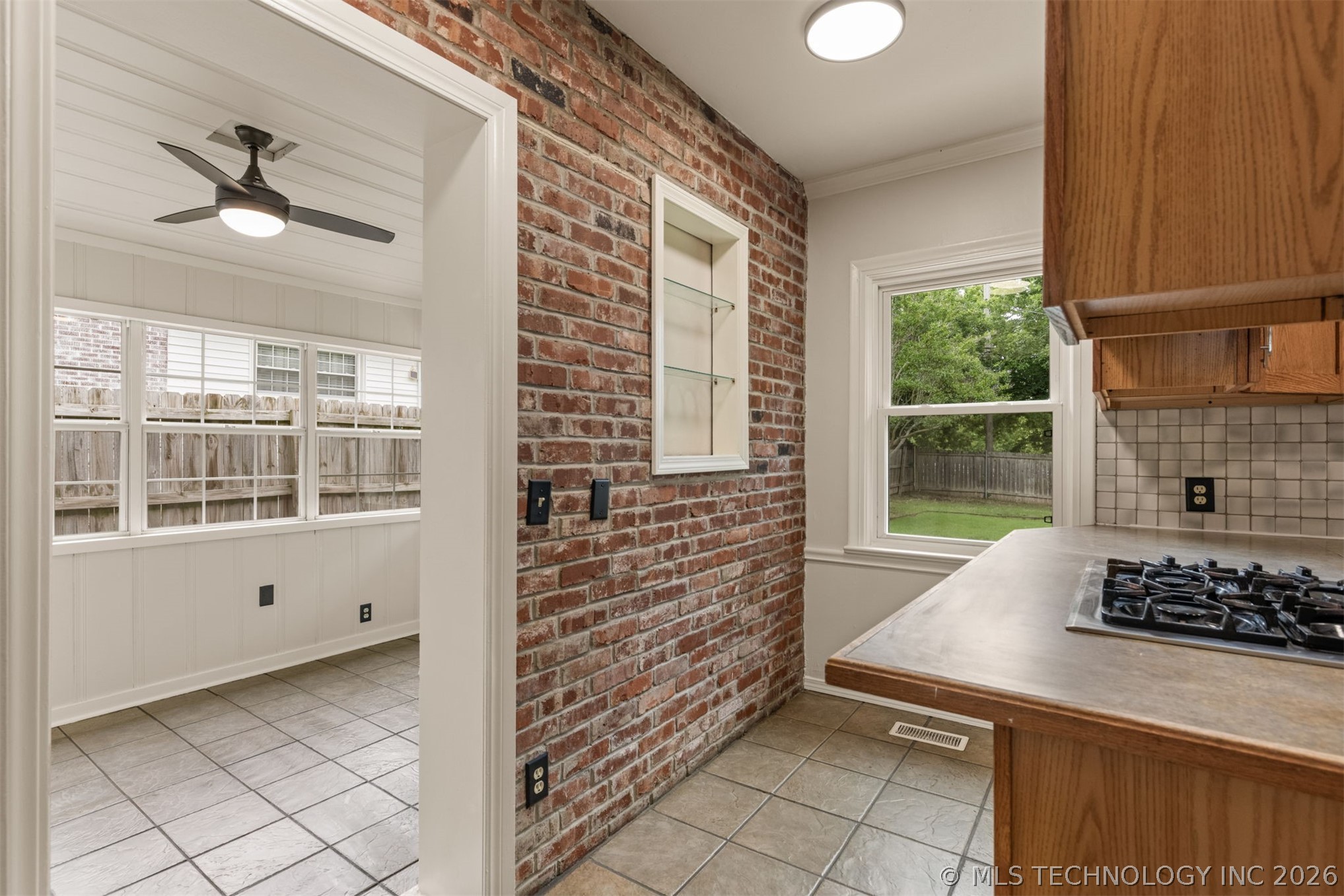 2433 Gary Place Tulsa OK 74114