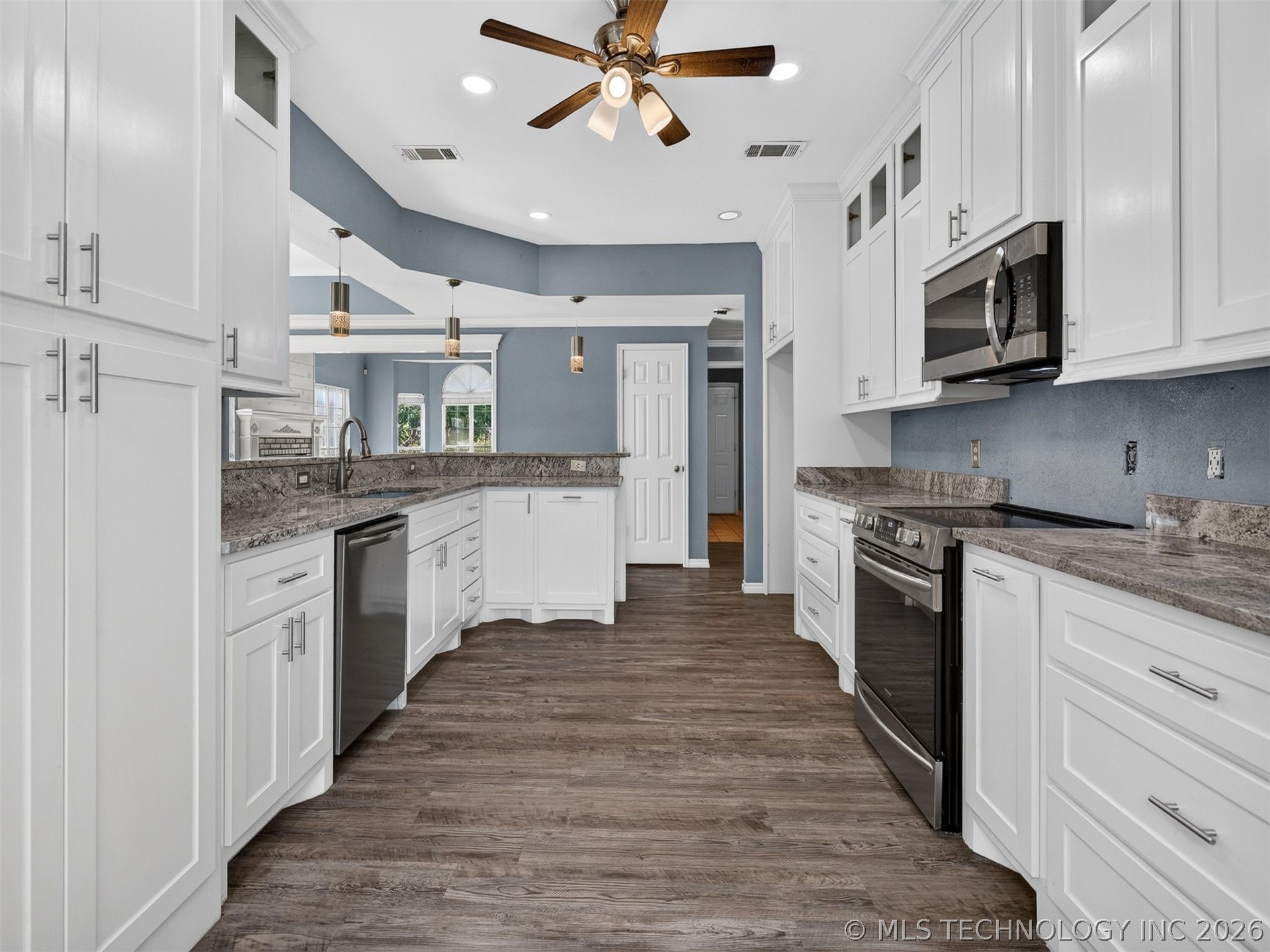 13017 E 93rd Court Owasso OK 74055